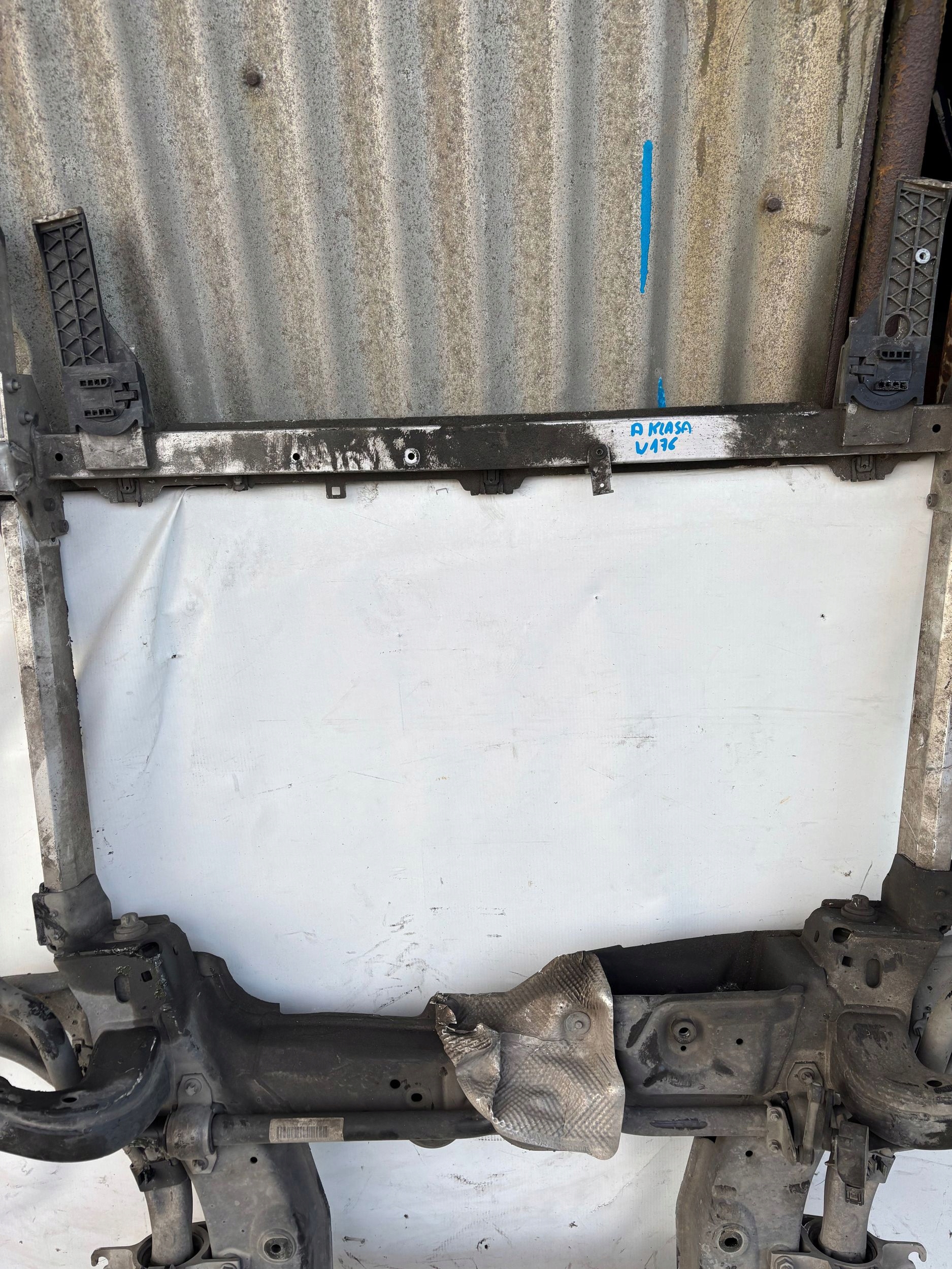 axle beam axle beam sider MERCEDES A KLASA W176 12
