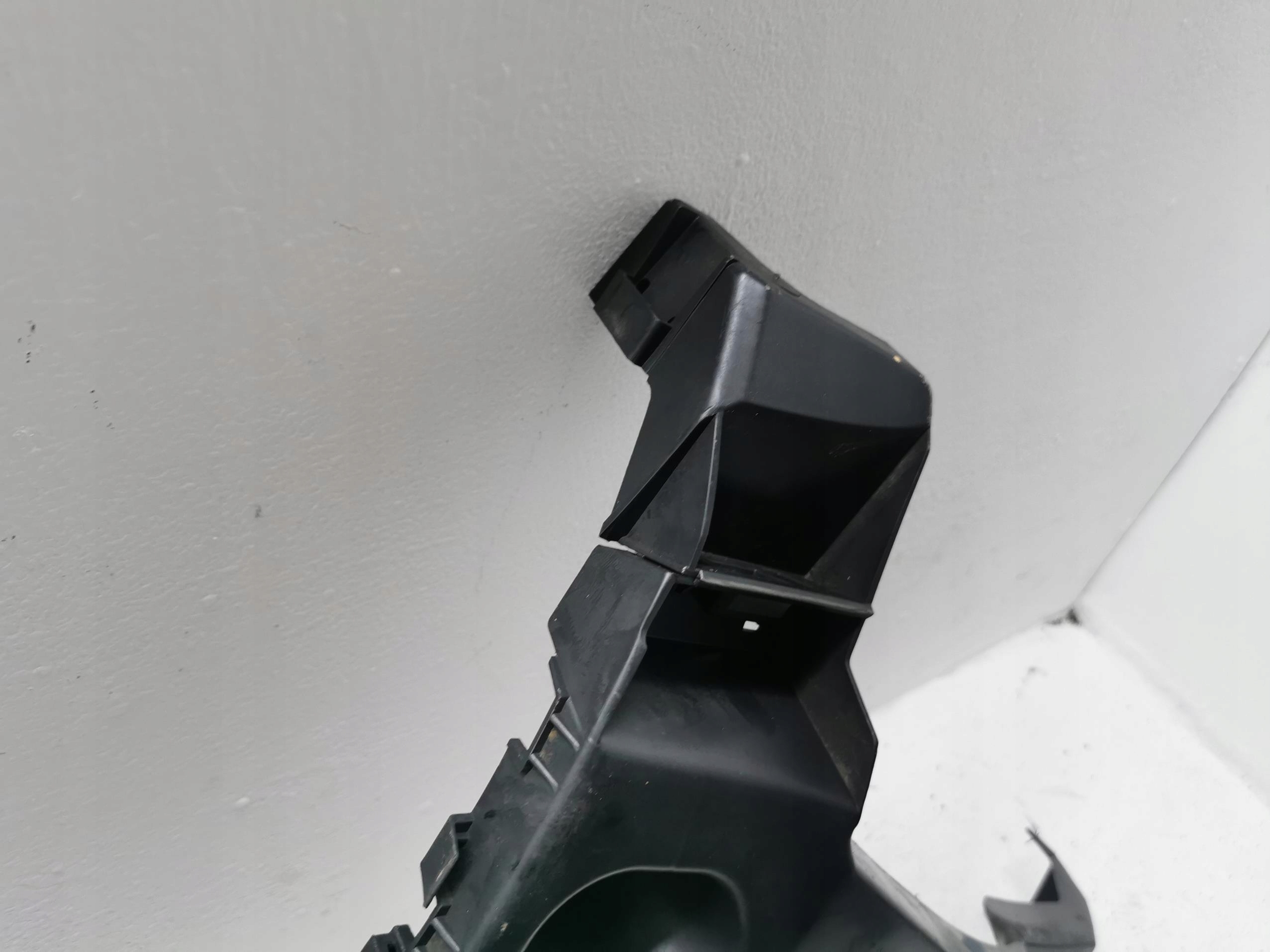 bumper bracket left rear part RENAULT MEGANE III 08-16