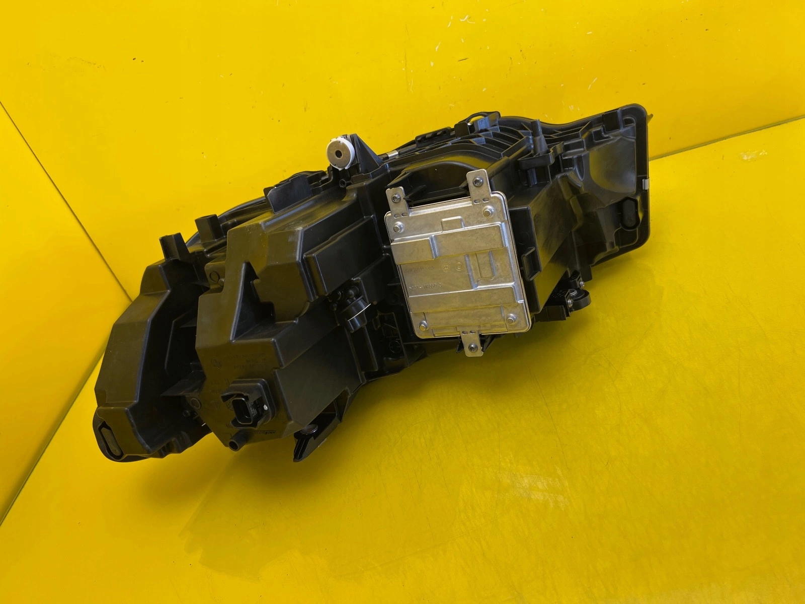 light right BMW 3 G20 G21 USA Full Led 5A1DB44-02