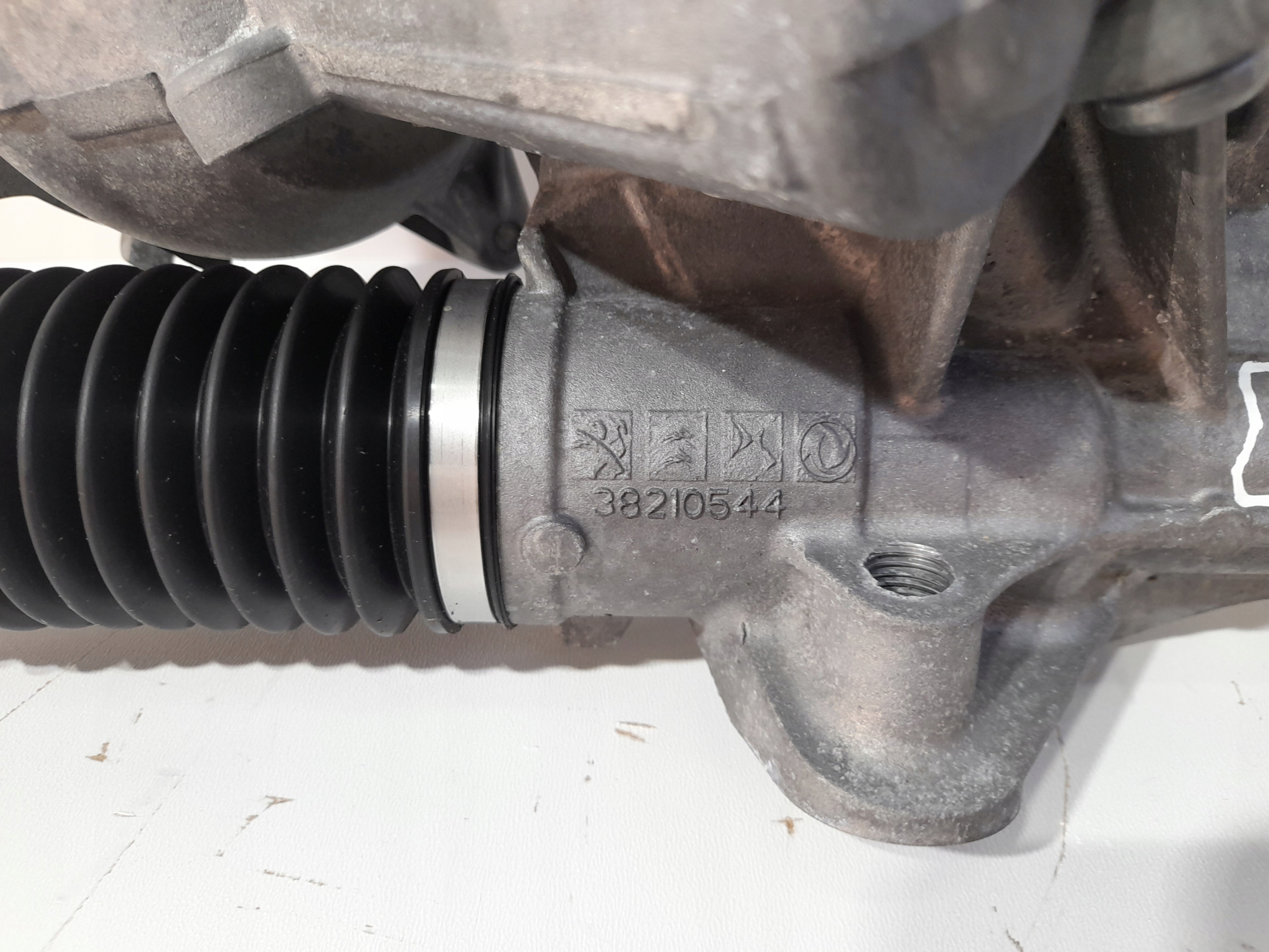 OPEL CORSA E PEUGEOT 208 II servo control 9834749080 (Y38)