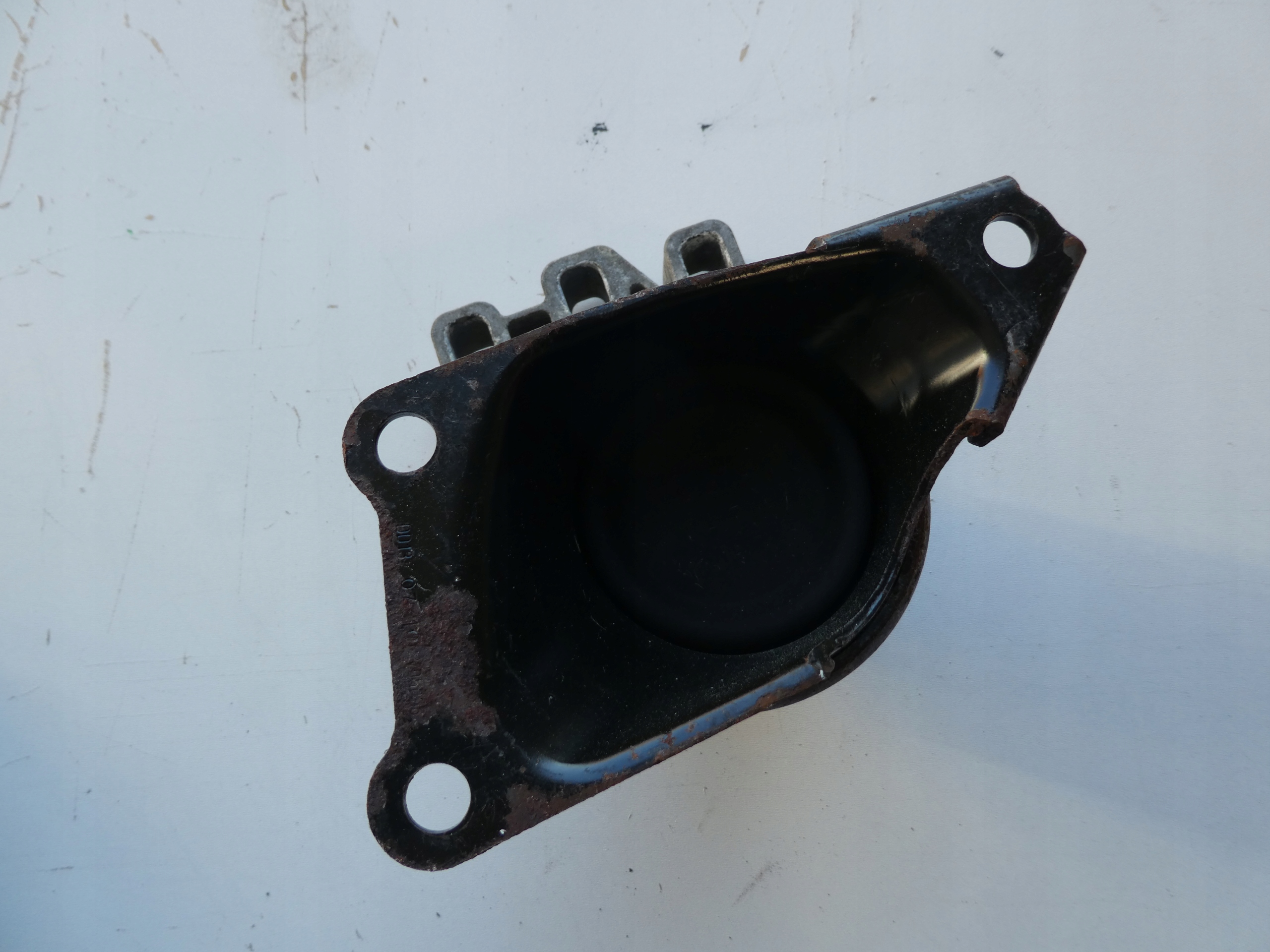engine mount VW T6 2,0 TDI 7E0199207