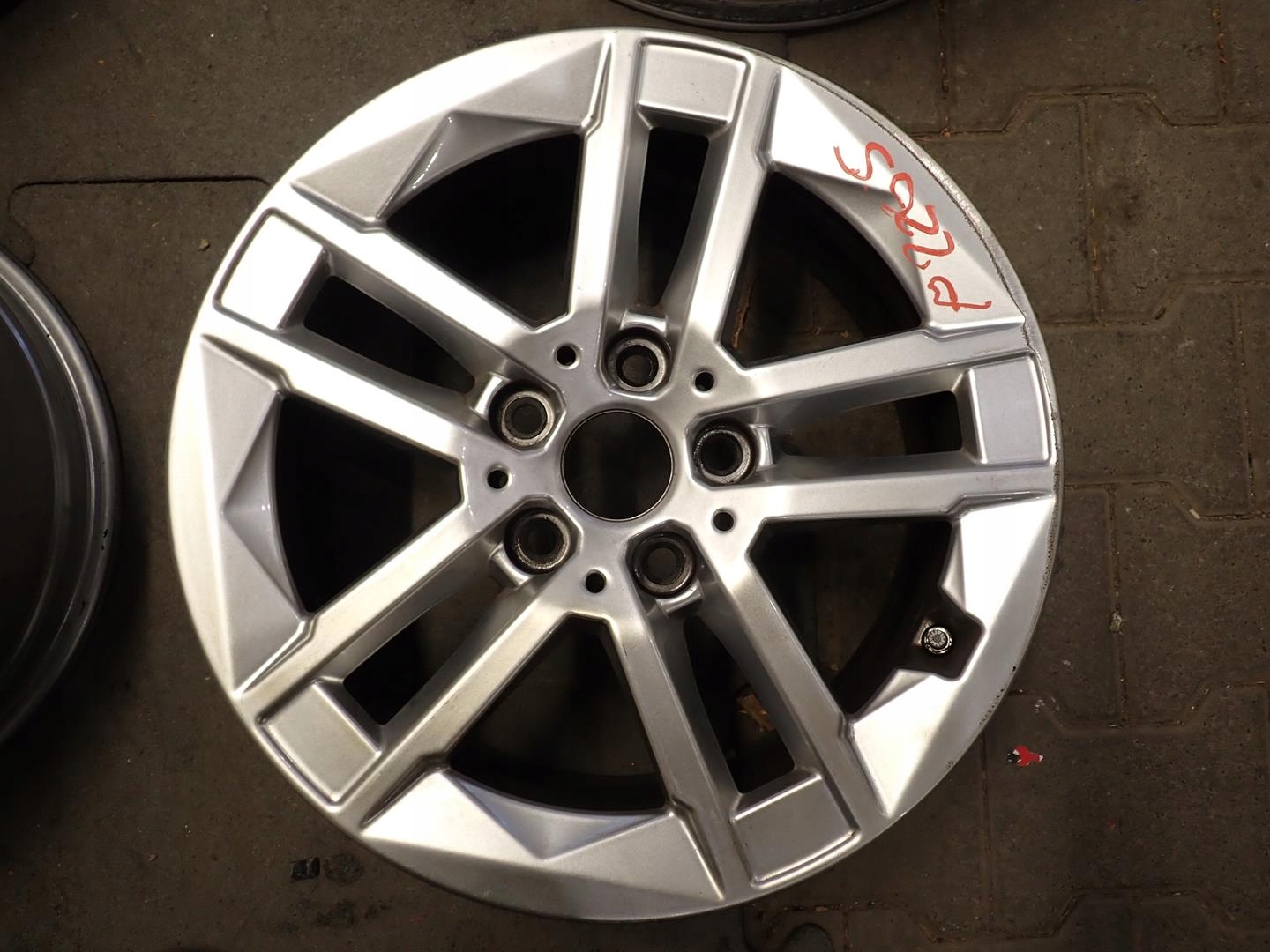 disk disk BMW 5x112 ET41 7J 16" 6888838