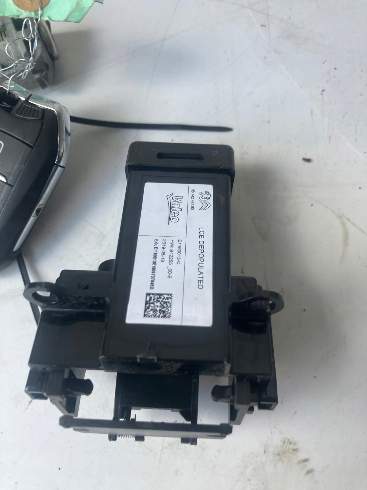 Allumage Insert de la serrure Clé C4 PICASSO II 9814247280