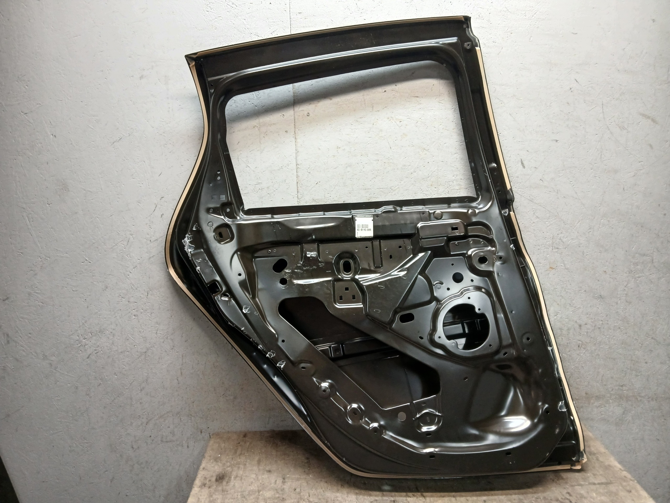 Tür heck links RENAULT ZOE neu ORYGINALNE 821011380R