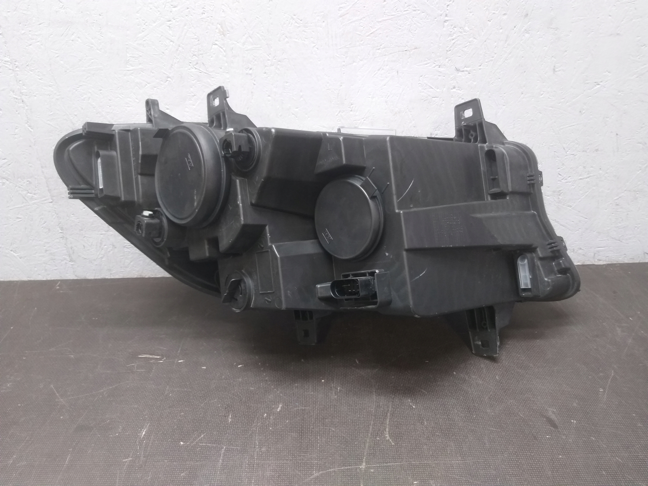 LIGHT FRONT LEFT MERCEDES SPRINTER W907 W910 A9109060000