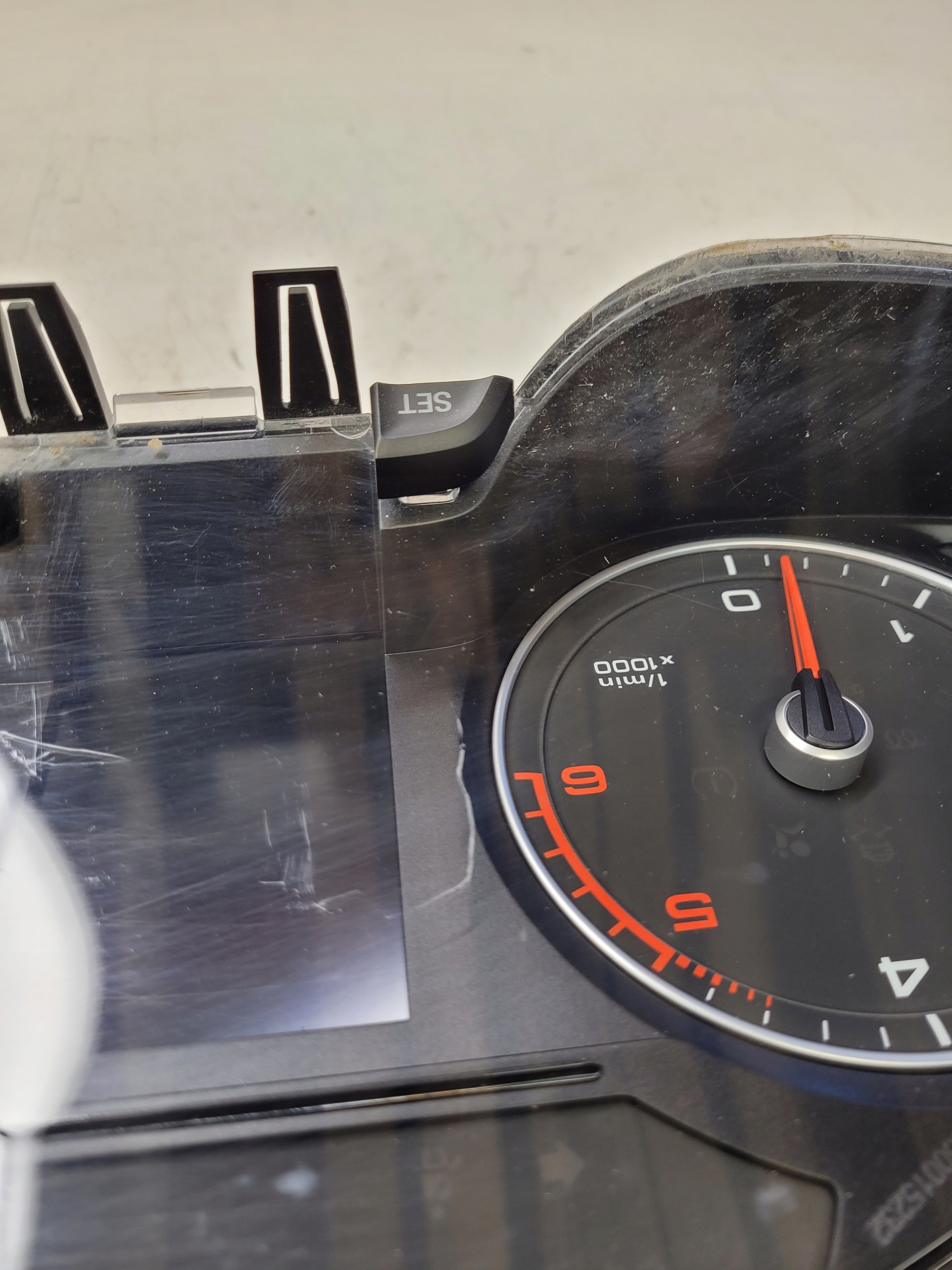 dials dials AUDI A4 B8 LIFT 2.0 TDI 8K0920982E