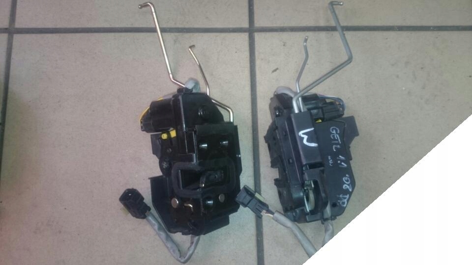 HYUNDAI GETZ 02-10 ZAMEK PRAWY PRZEDNI PRZÓD