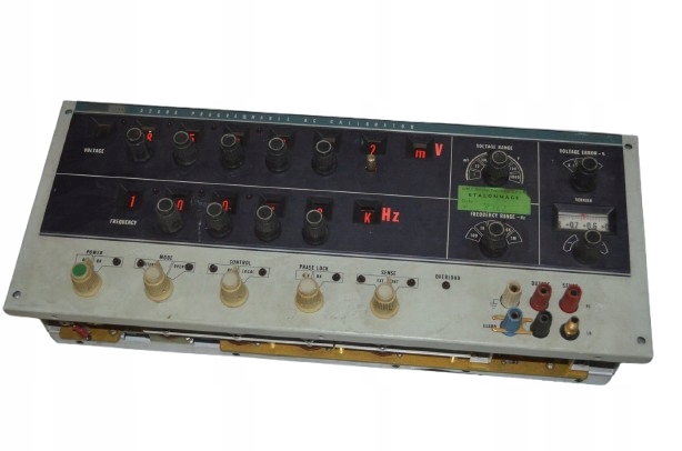 Fluke 5200a AC калибратор переменного тока