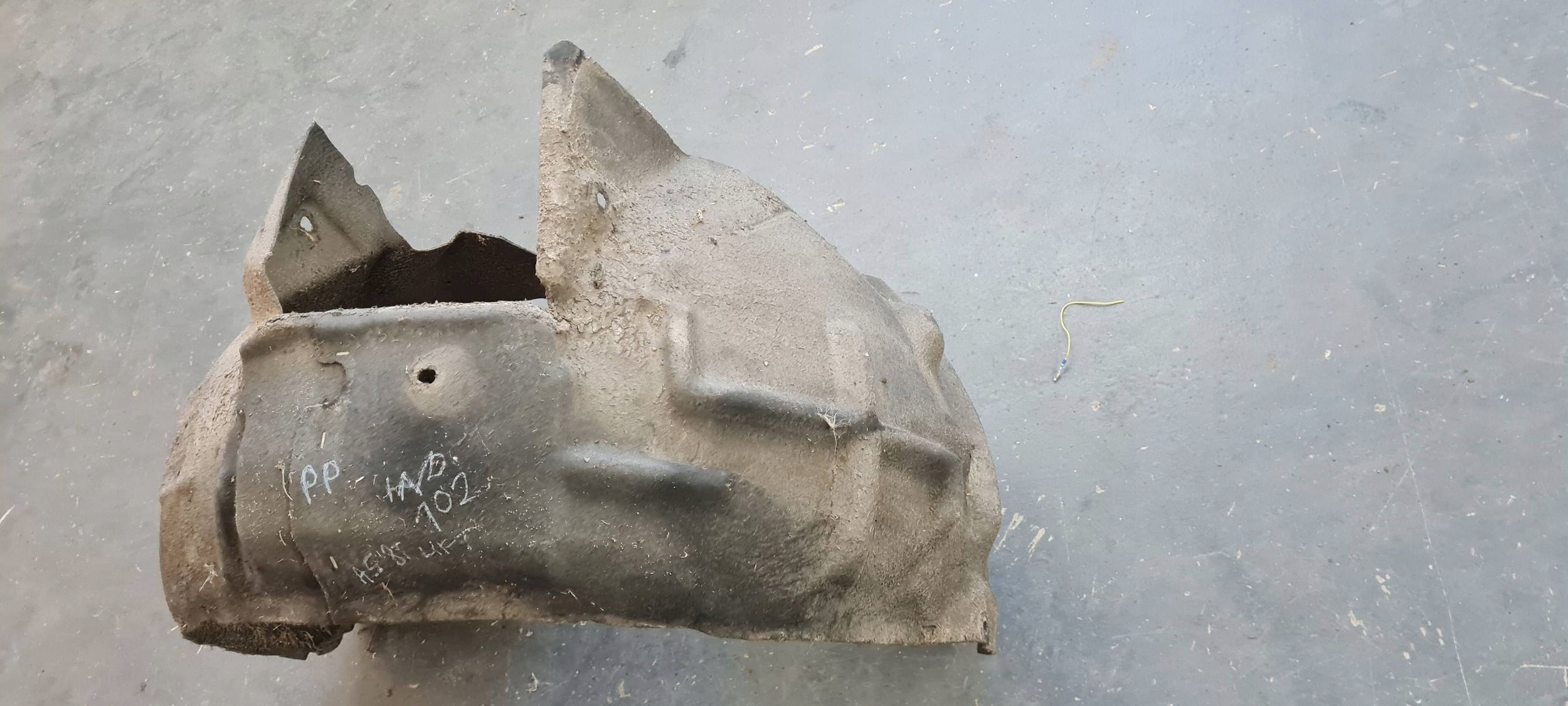 A5 8T S5 LIFT mudguard right right front front 8T0821172M