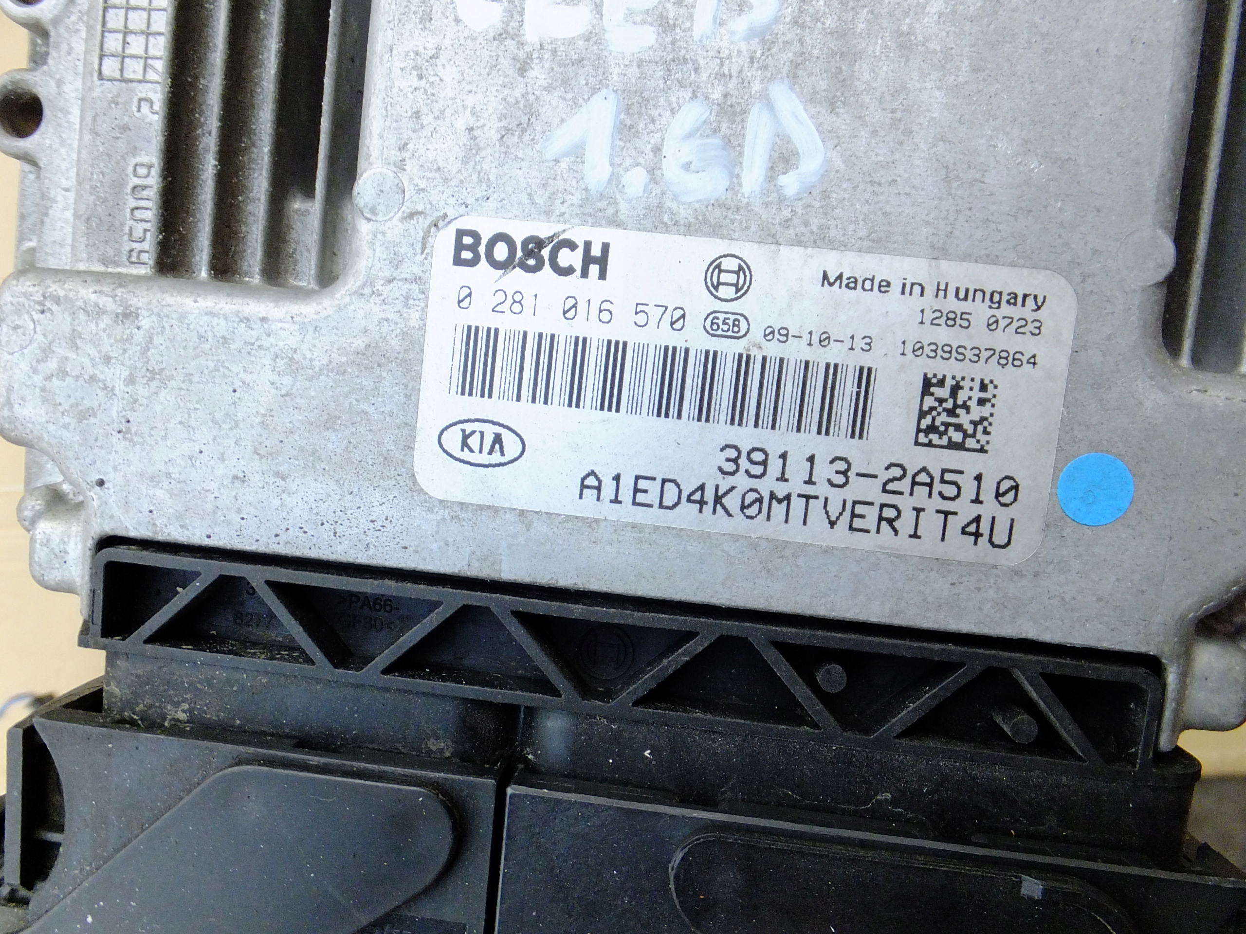 Centralina Motore kia ceed e 1,6 crdi 2009r 39113-2A510 0281016570
