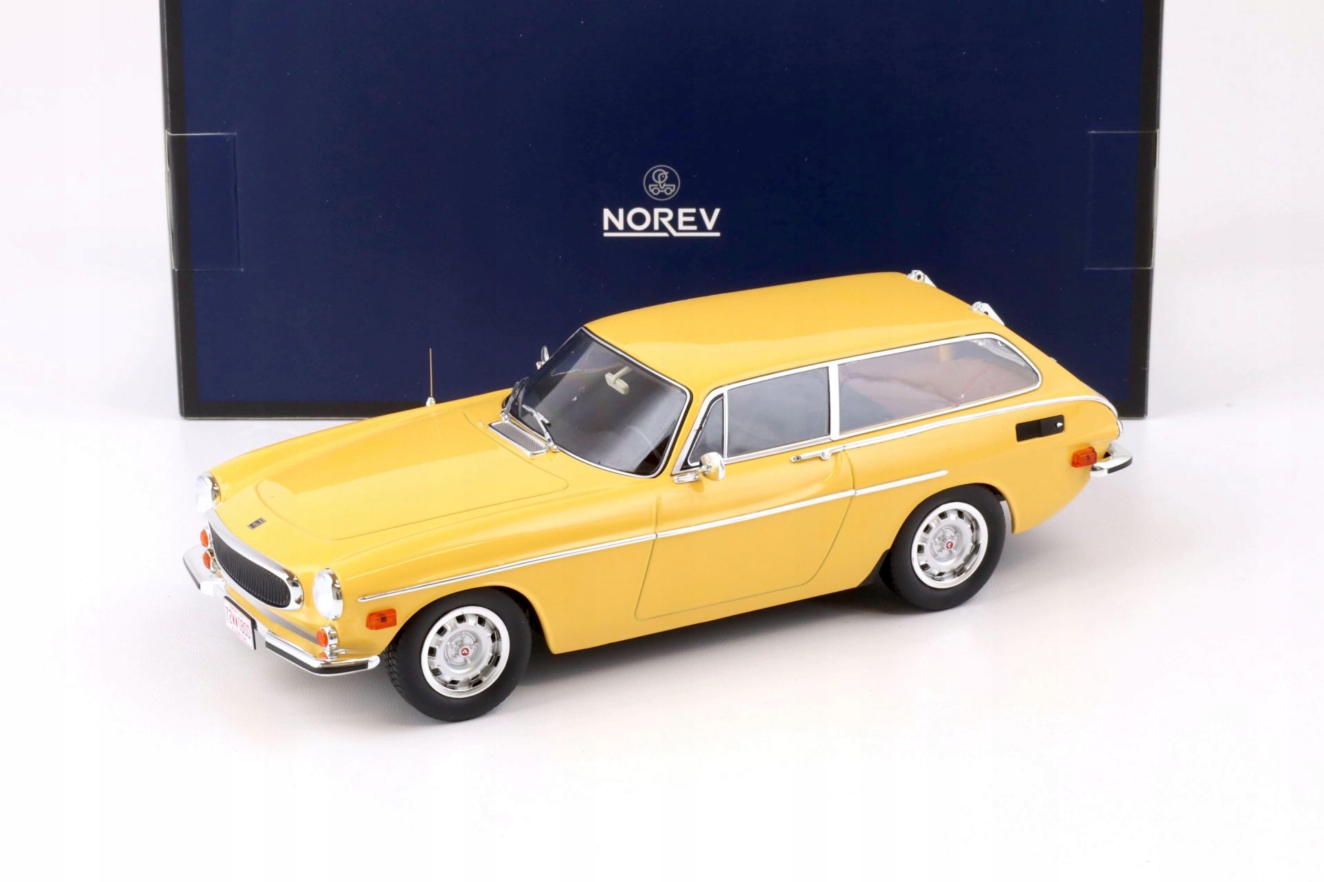 Norev Volvo 1800 Es (verze pro Usa) 1972 Sun Yellow Limited Ed. 400ks 1:18