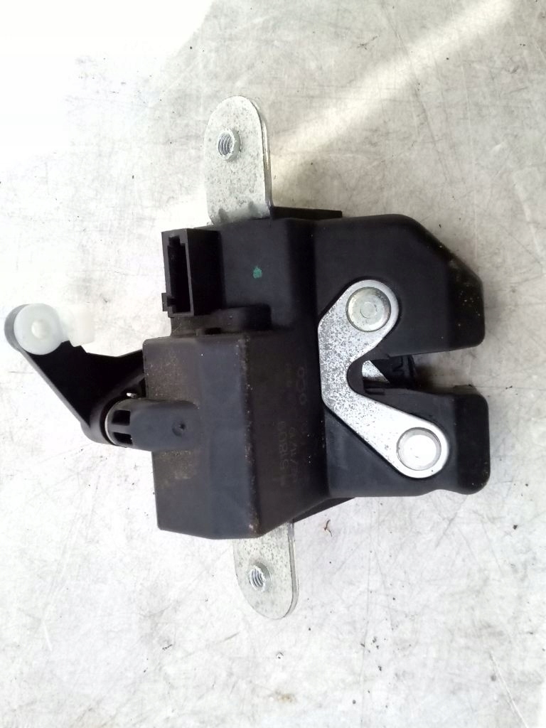 Ford Ka MK2 lock bonnet rear part 51809766 4 PIN