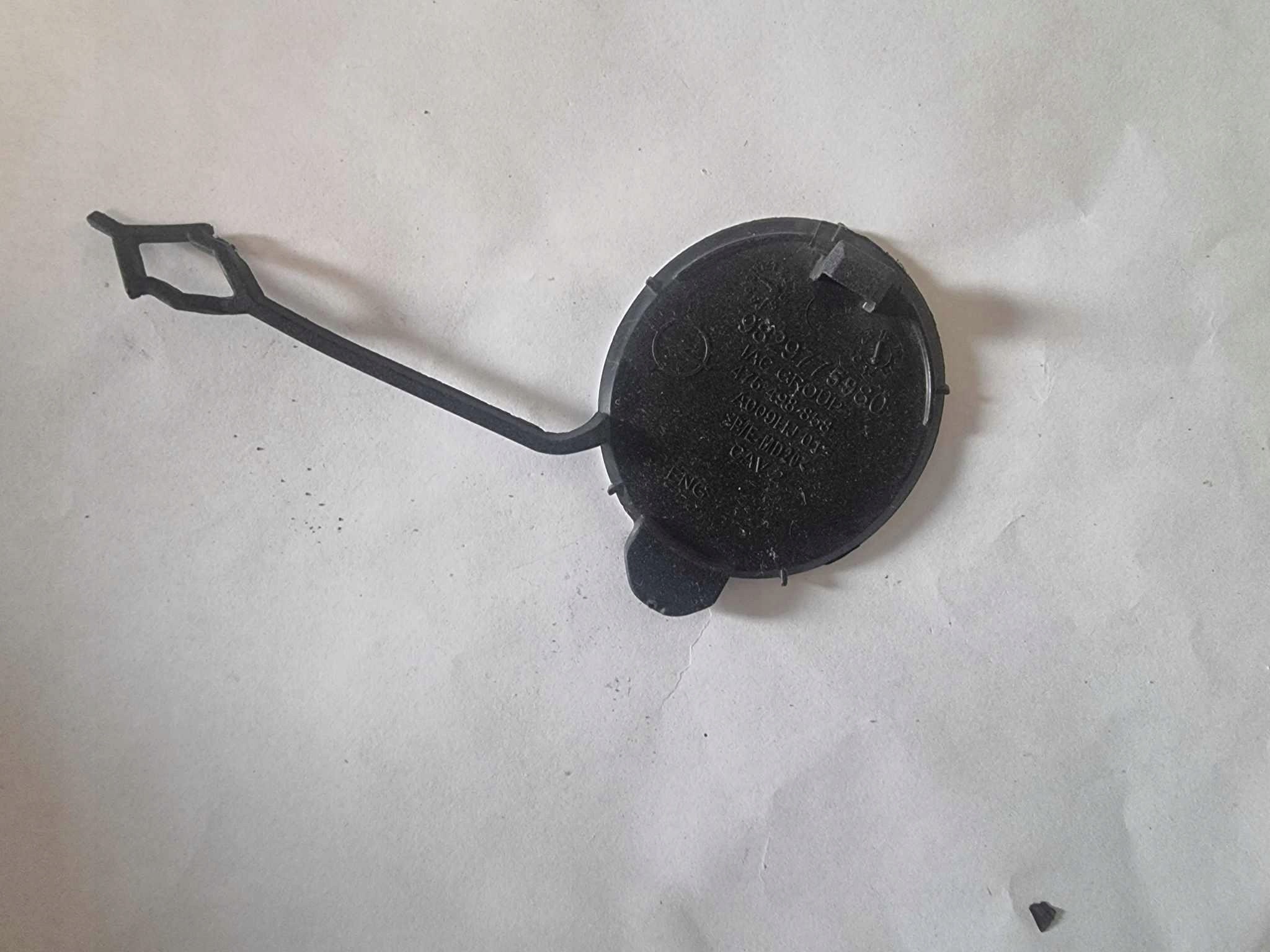 OPEL CORSA F ->Abschleppöse der Stoßstange vorne