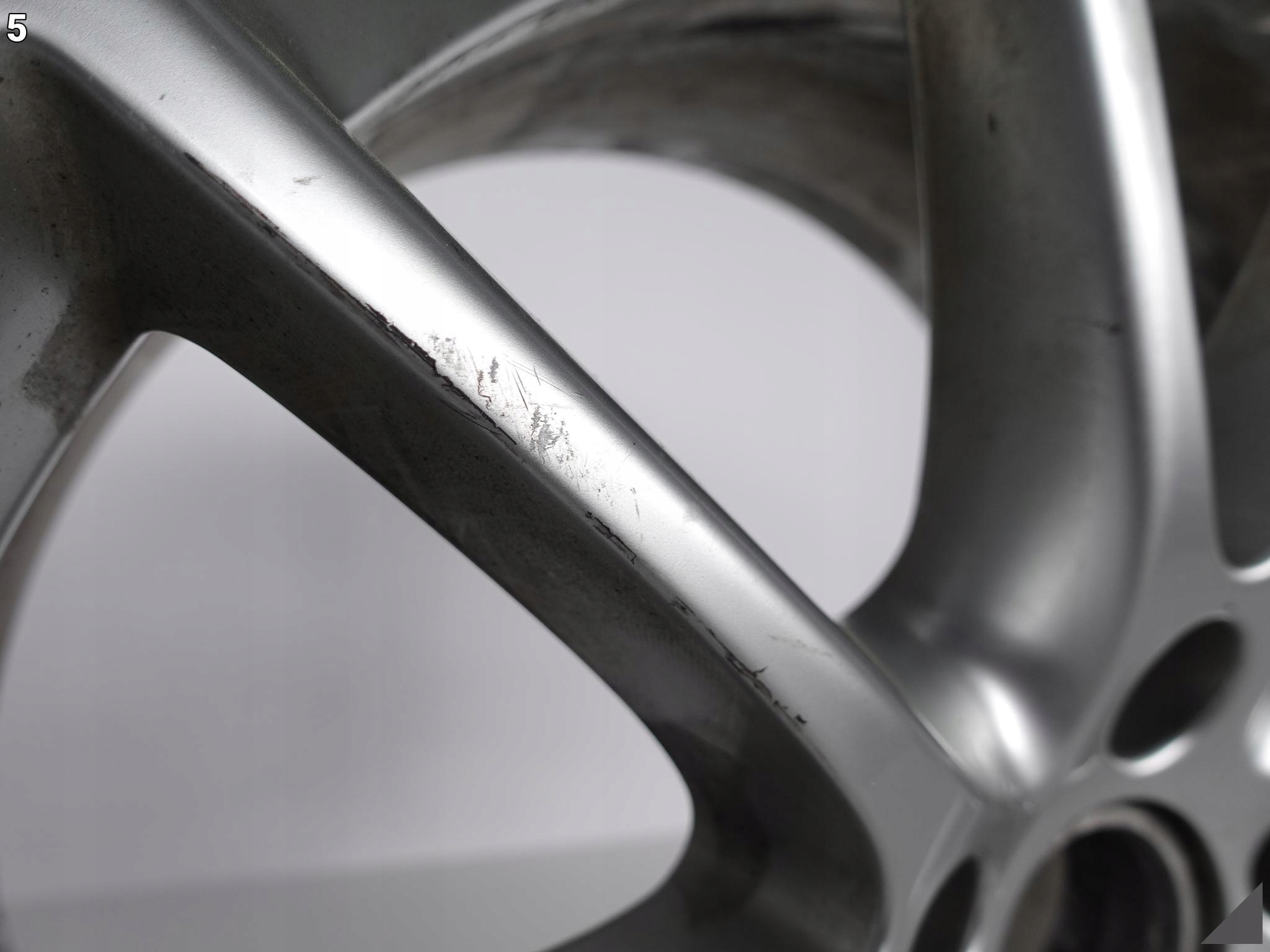PORSCHE CAYENNE 9Y0 design III disk 10,5JX20 ET64