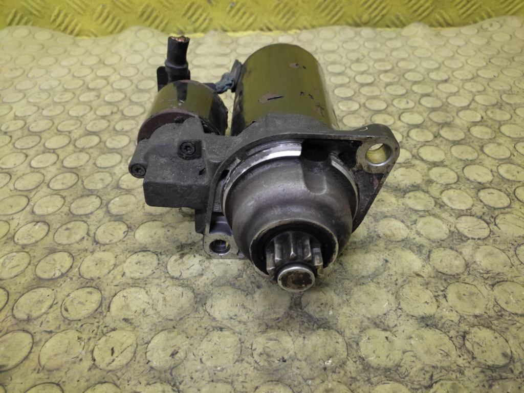 VW POLO IV 1.9 TDI önindító 02A911024D