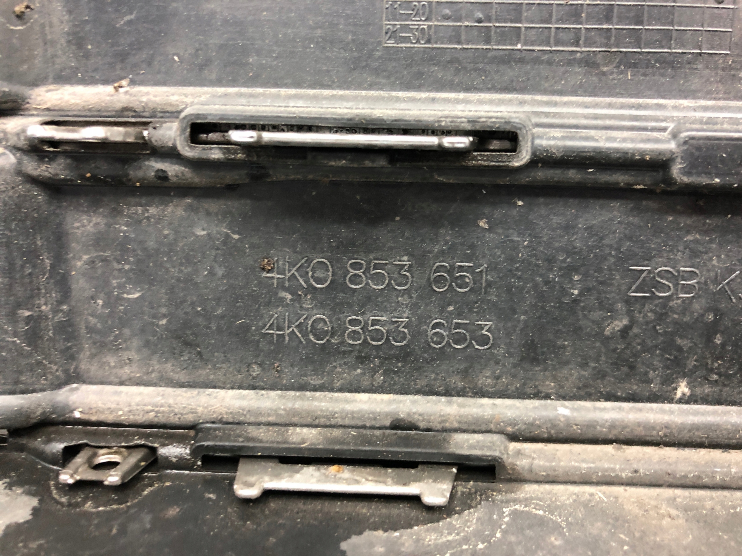 Audi A6 Kühlergrill FRONTGRILL Kühlergitter 4K0853651C - Thumbnail 11