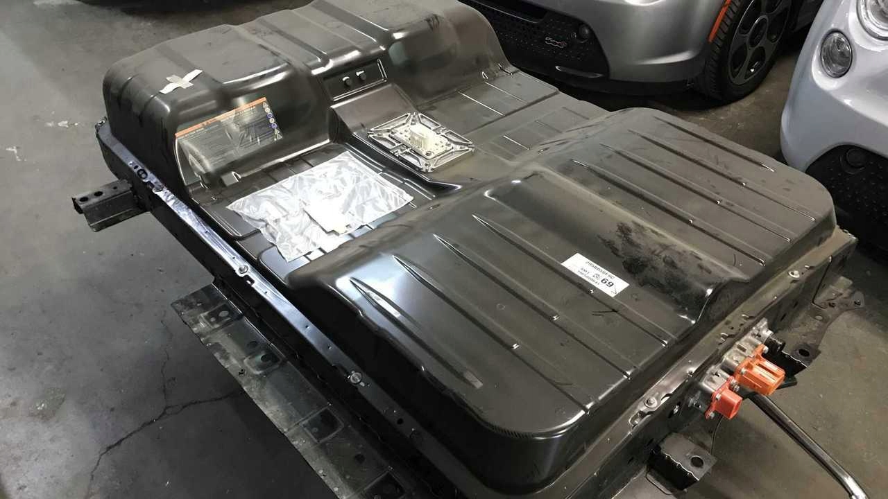 Nissan leaf 2022 батарея 40kwh