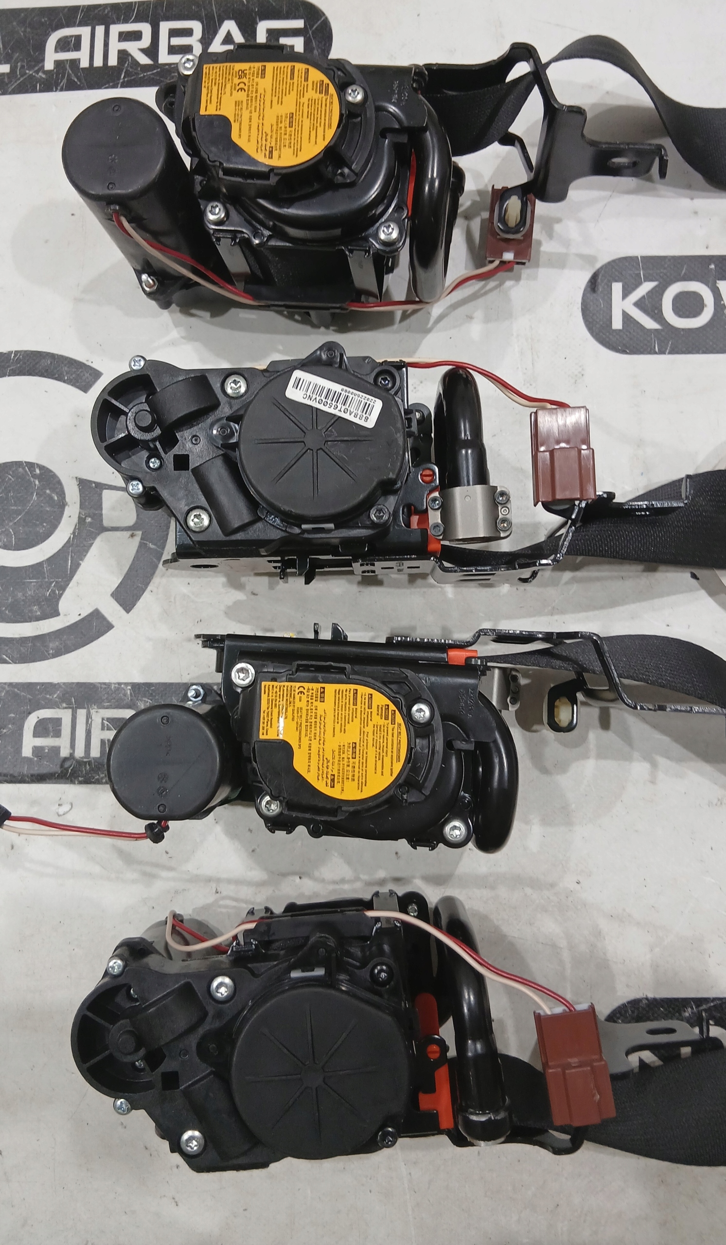 Hyundai Genesis ремень безопасности