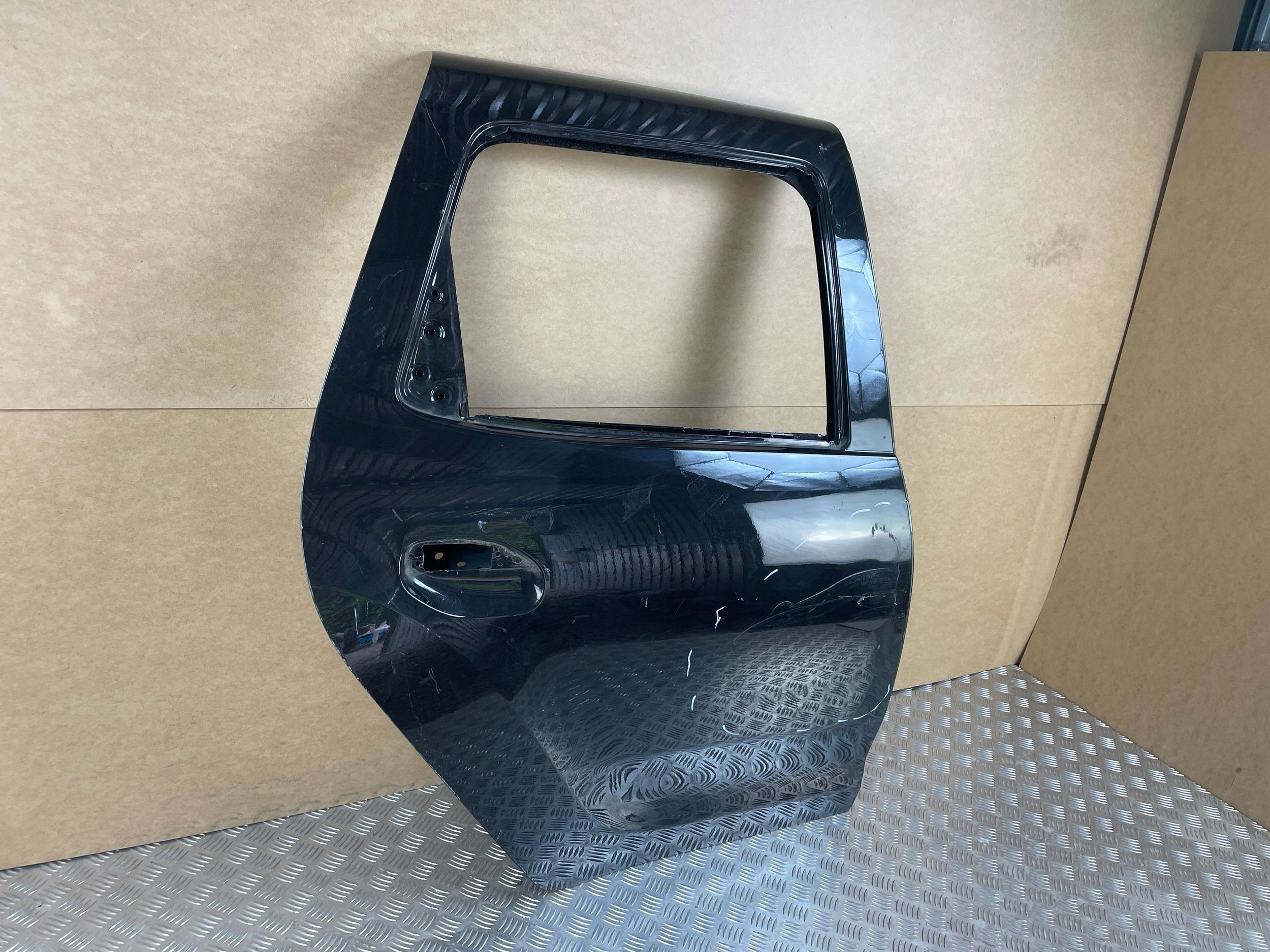 door right rear part right rear. DACIA DUSTER II 2 2017-2024