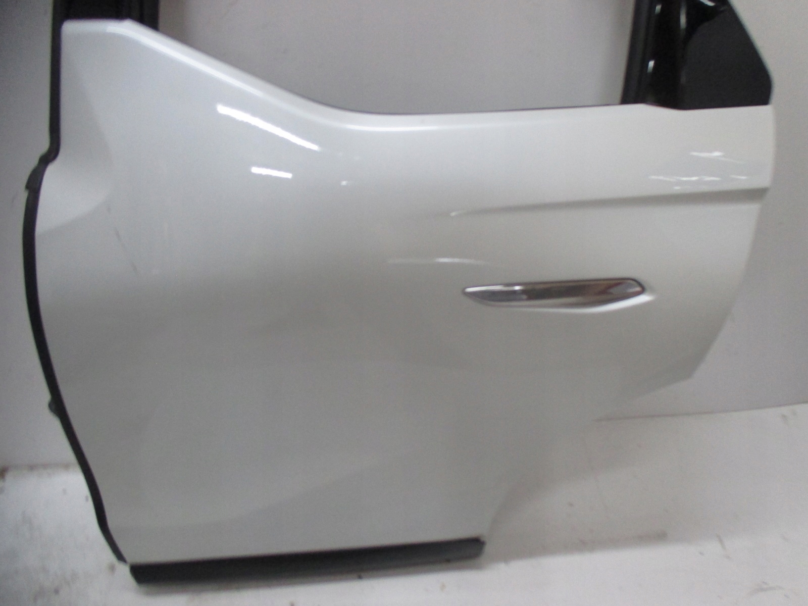 door left rear. CITROEN DS3 CROSSBACK without windows