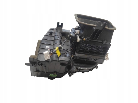 SSANGYONG RODIUS 04- 2.7XDI PAROWNIK NAGRZEWNICA 68100-21030