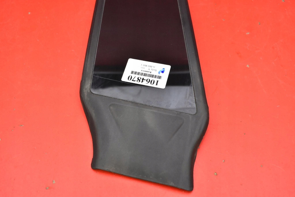 cover SLUPKA right front SZKLANA 1516258-00-E TESLA MODEL Y 20