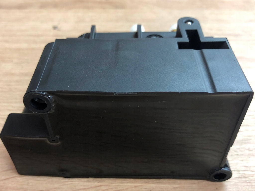 Listwa Rozdzielacz A0993200058 Do Mercedes S W217 E W211 CLS Coupe W219 Jakość części (zgodnie z GVO) P - zamiennik o jakości porównywalnej do oryginału