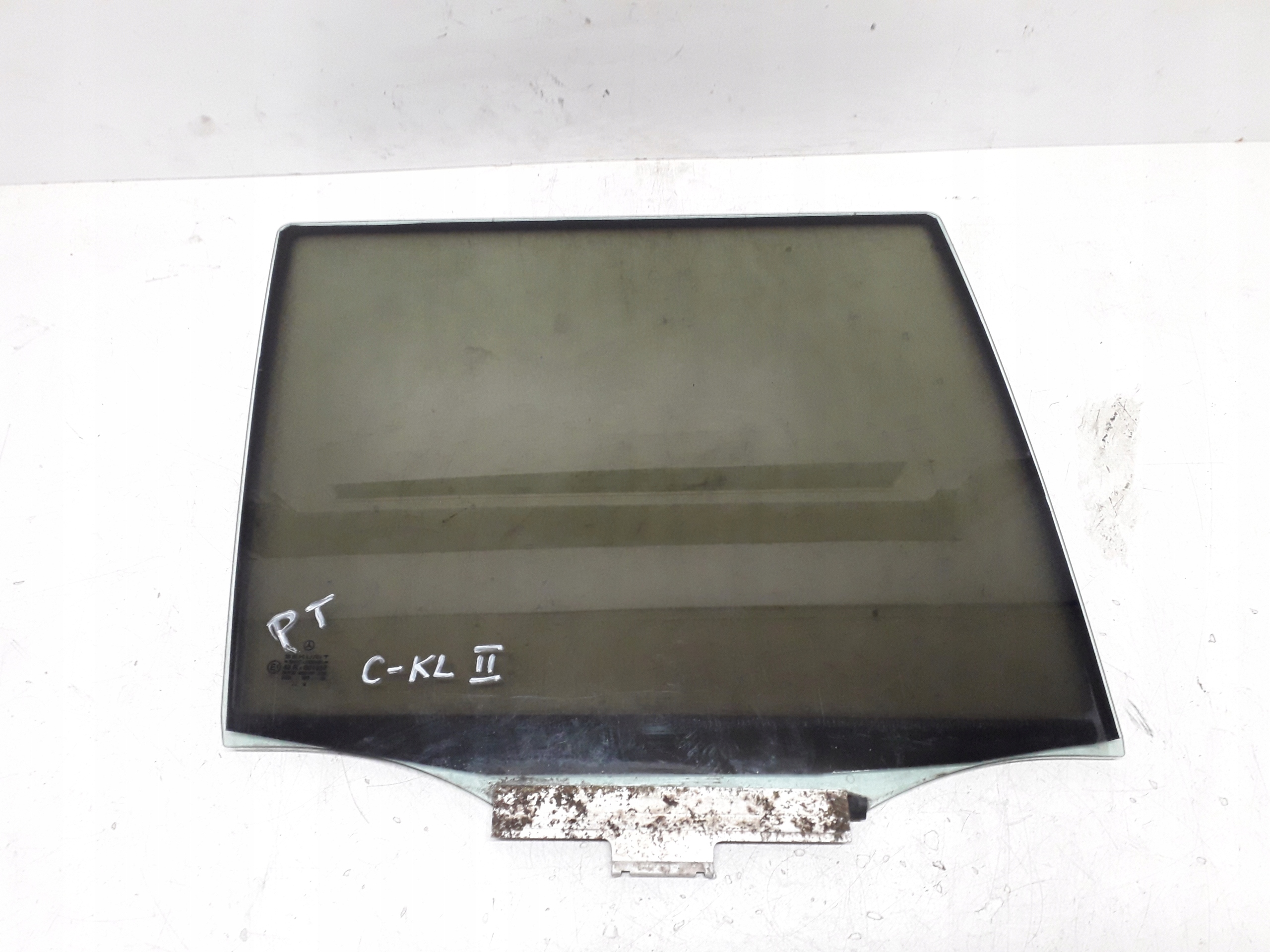 MERCEDES C KLASA W202 KOMBI SZYBA DRZWI PRAWA TYLNA TYŁ