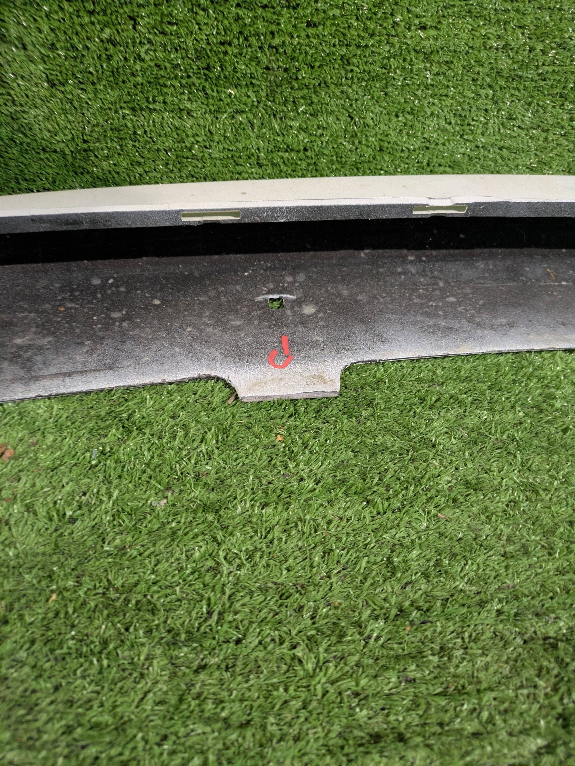 front bumper front TOYOTA YARIS III LIFT 17- NR.Z9575