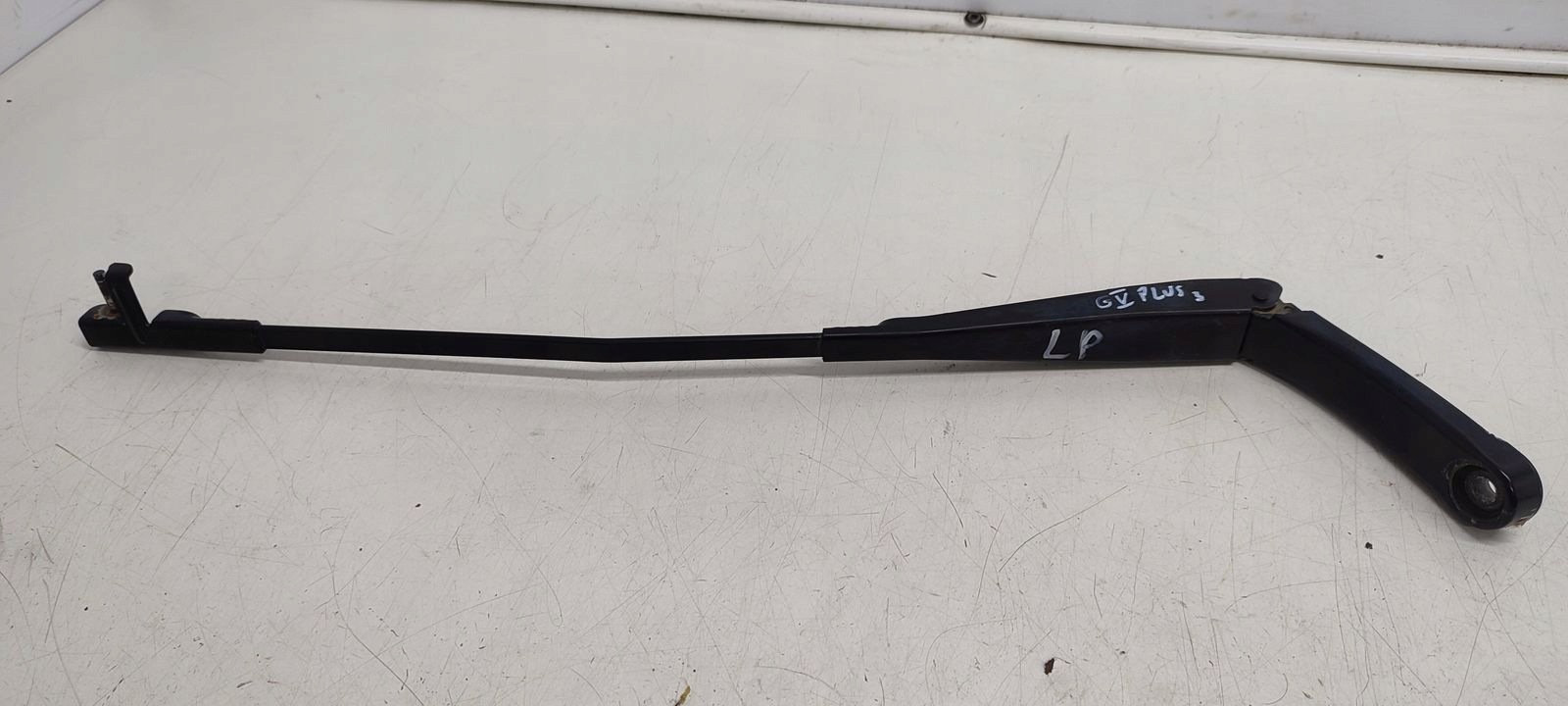 wischerarm links VW Golf VI Plus