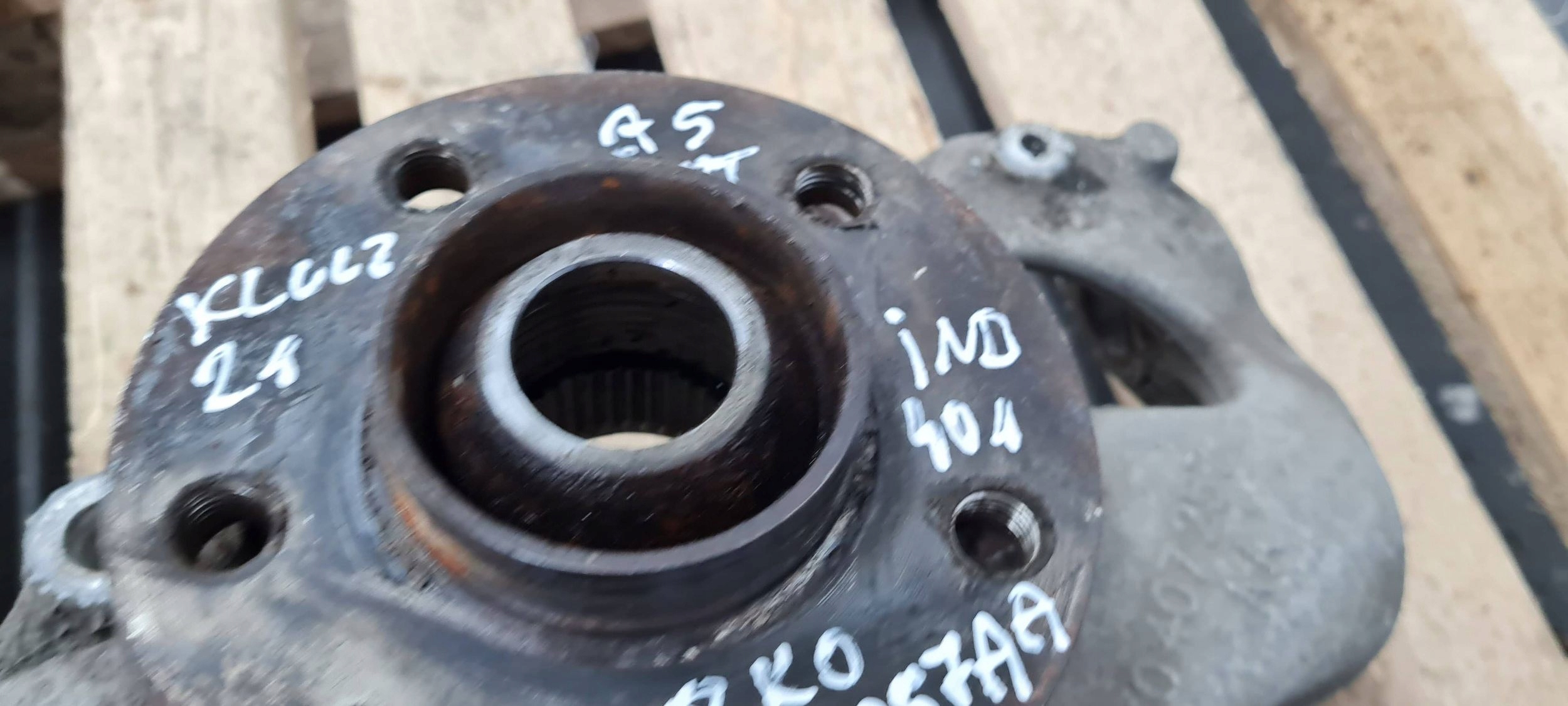 A5 8T LIFT swing left left front front 4G0407253B A4 B8 Q5 8R A6 C7
