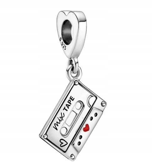 Stříbrný přívěsek Ag 925 vintage kazeta IM0071222CH