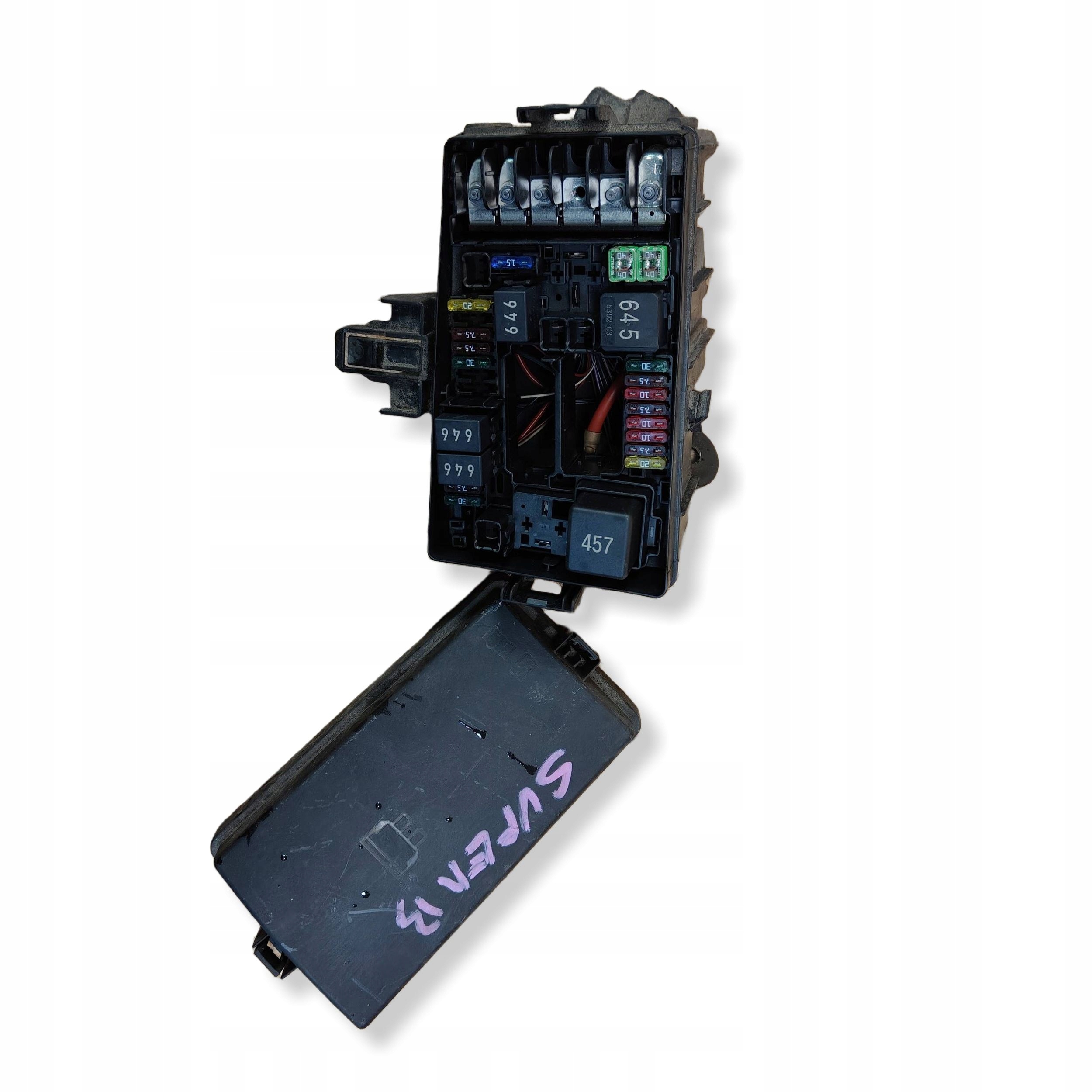 Module fusibles Complète Skoda Superb B8 2.0 dsg (3V) 5Q0907361D