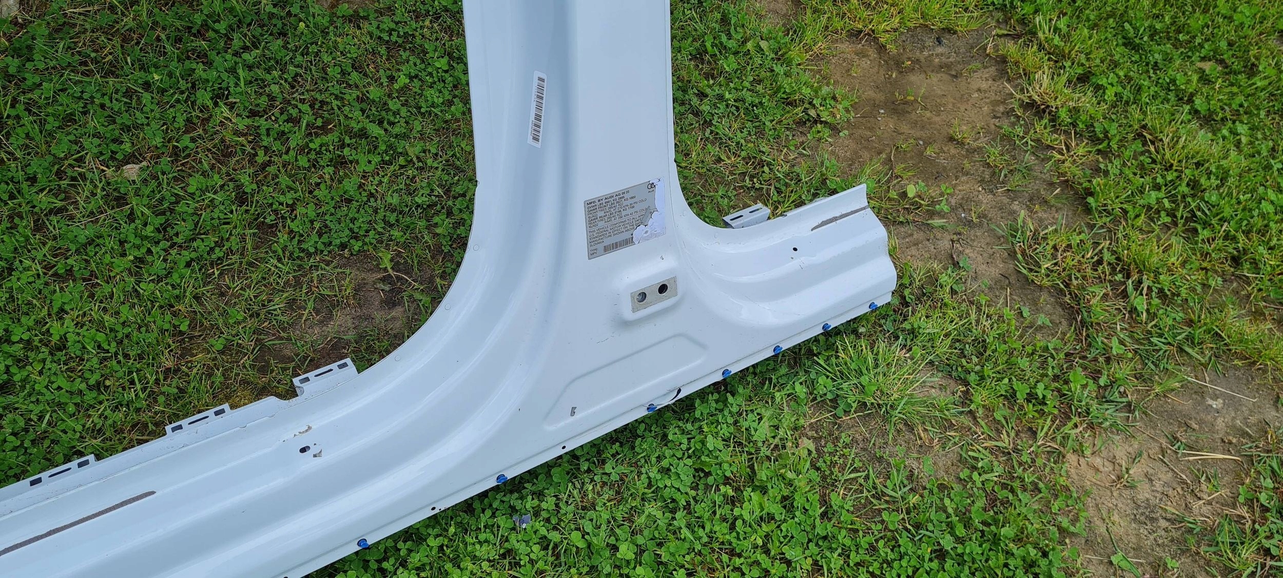 SQ8 4M RSQ8 Q8 threshold side of the threshold RAMA quarter left left front LS9R