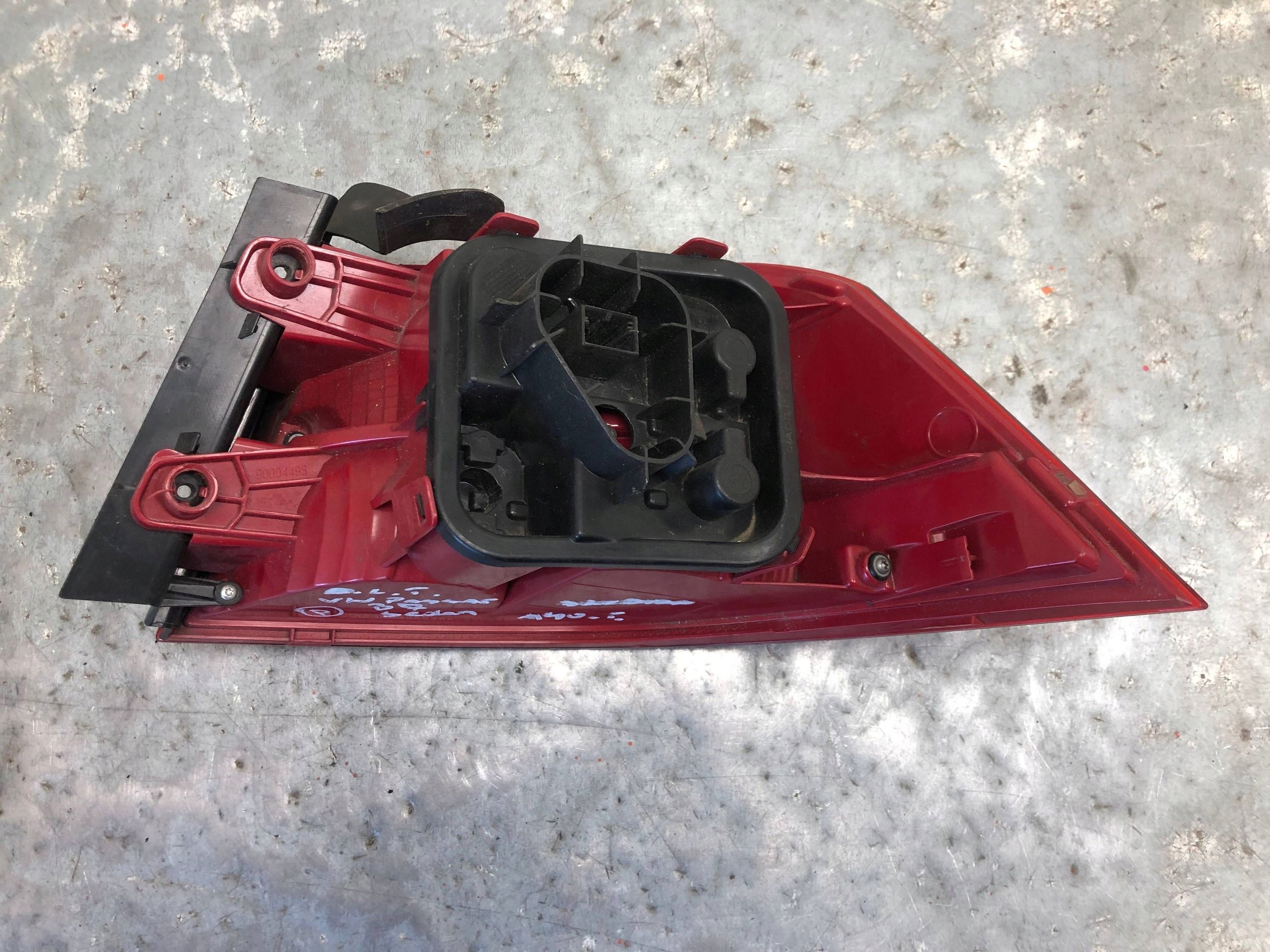 light left rear part VW PASSAT B7 sedan
