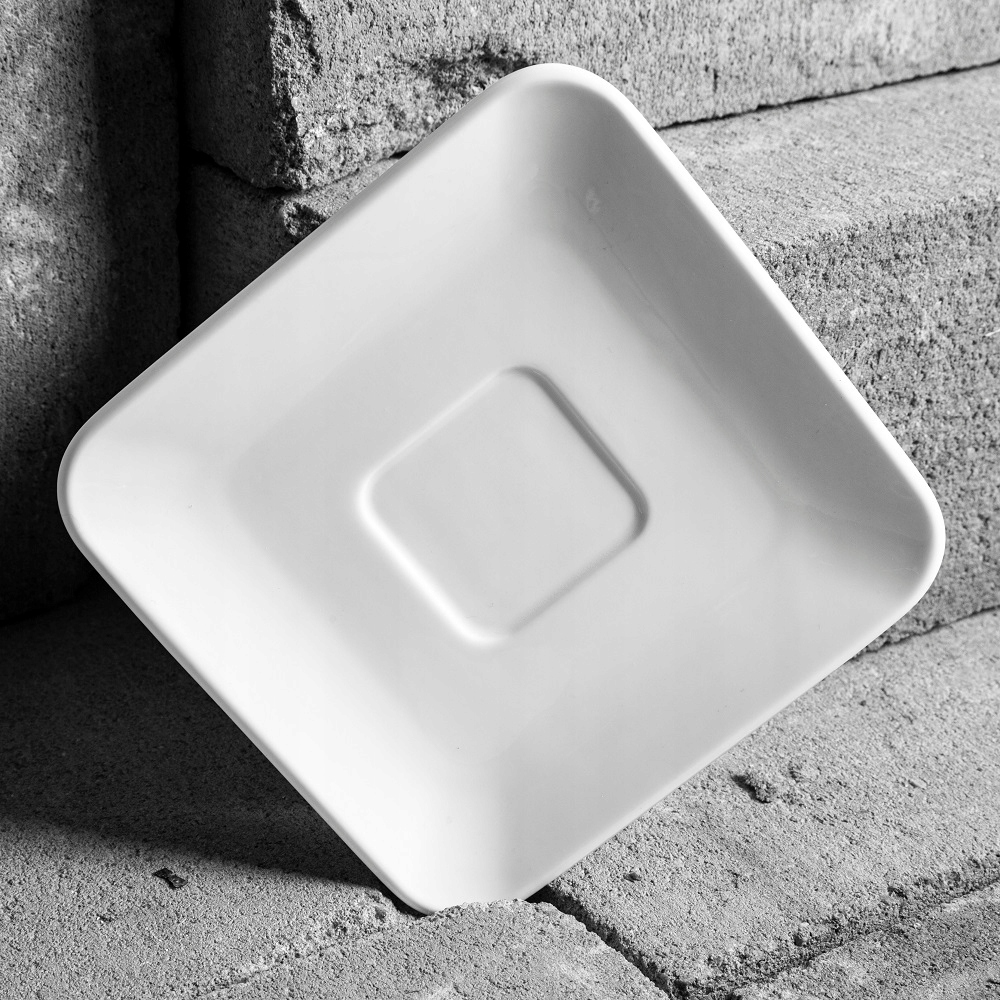 94703 AMBITION SALSA SPODEK KWADRATOWY 16 CM Marka inna