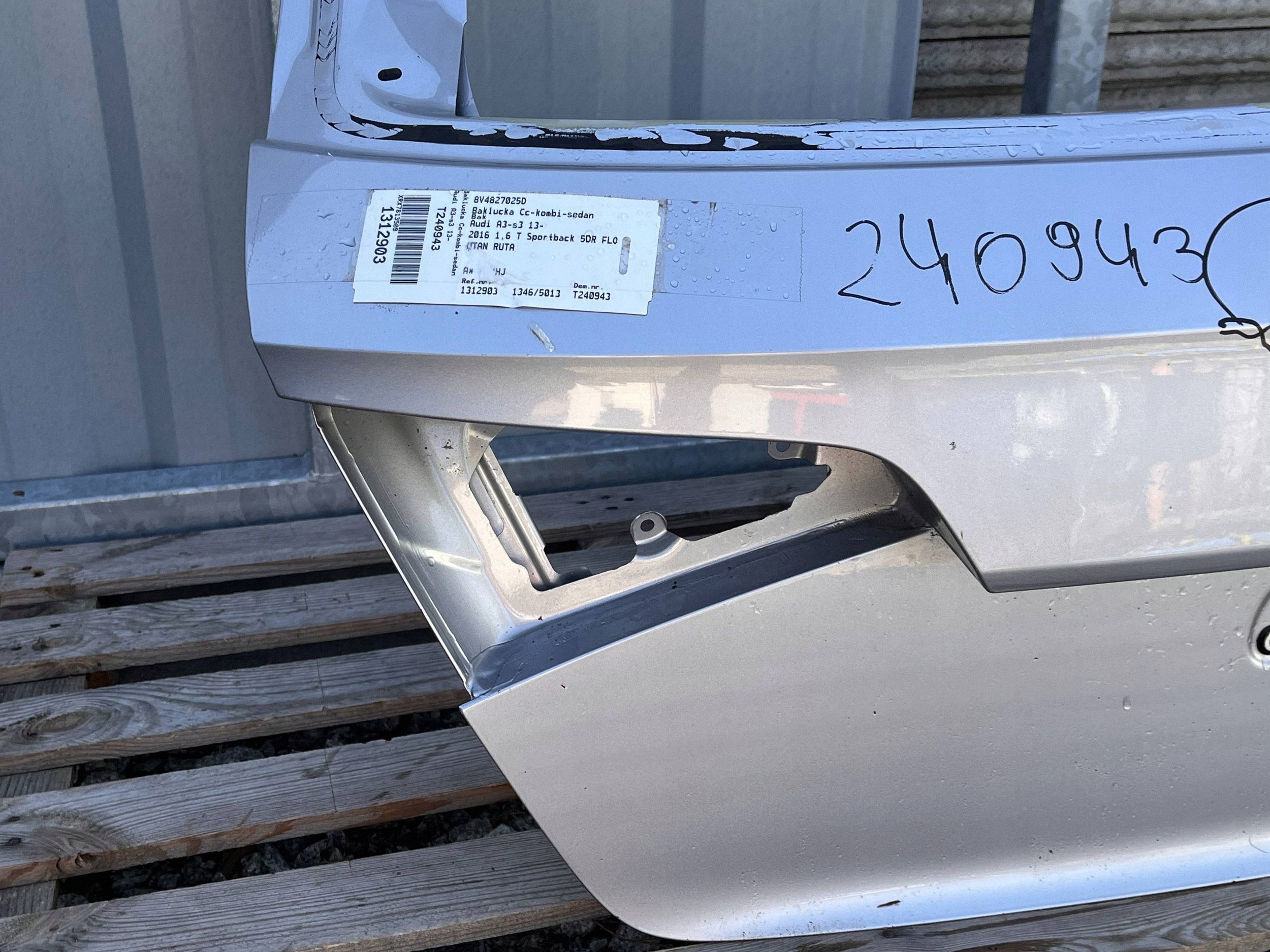 trunk door boot AUDI A3 S3 8V 8V4827025D @M
