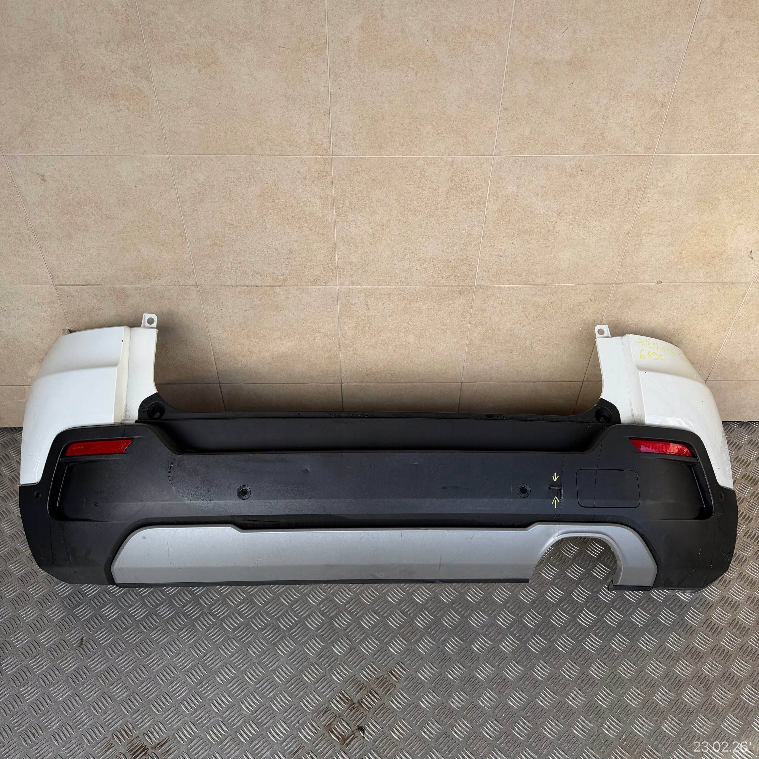 bumper rear complete JEEP AVENGER 2023 ROK 6 PDC