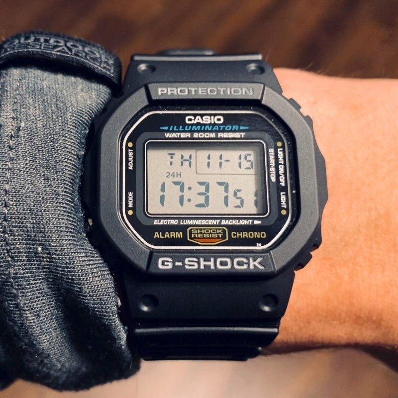 Casio zegarek męski DW-5600E-1VER Typ naręczny