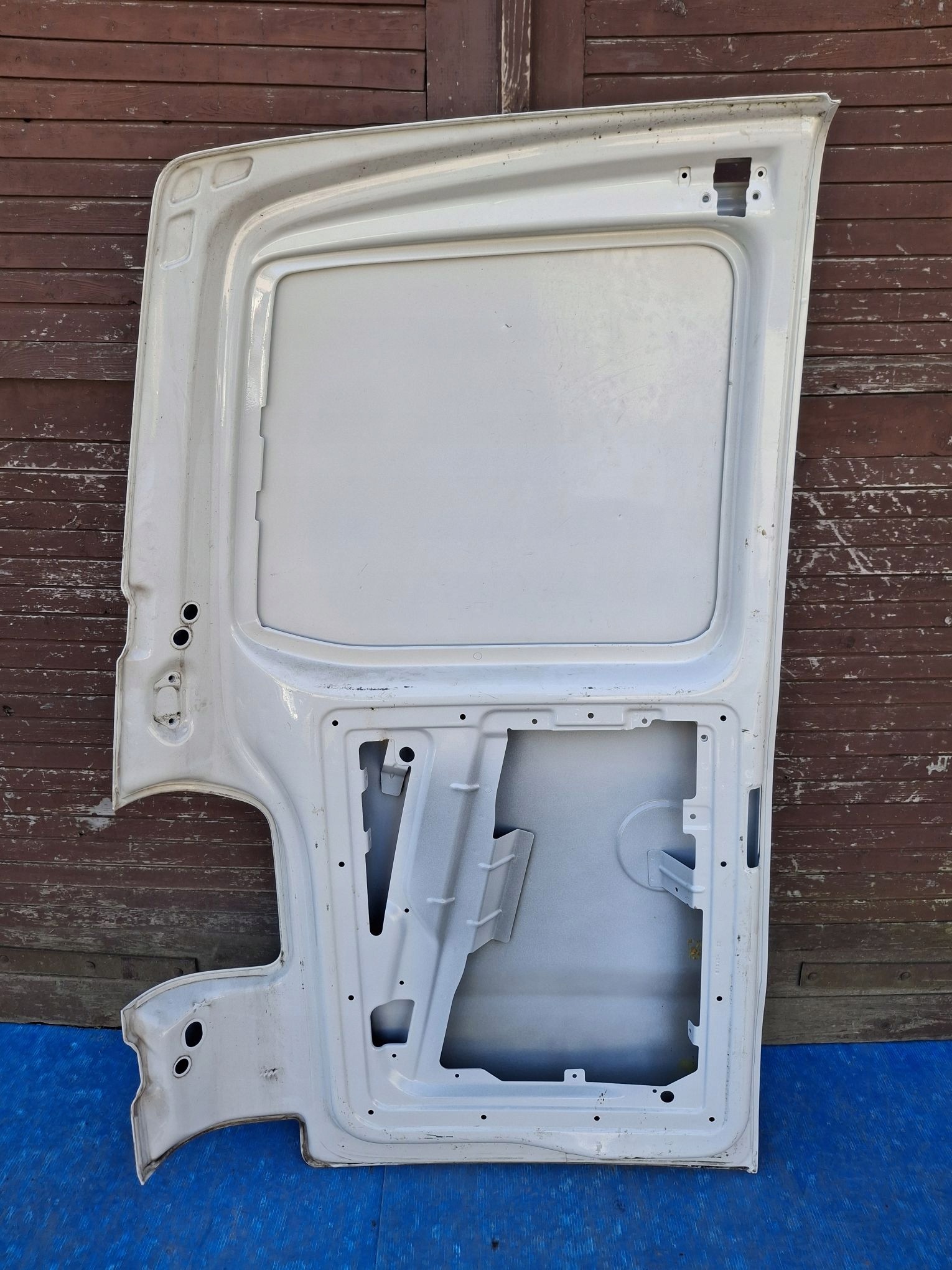 door right rear. VW T5 TRANSPORTER BLASZAK PELNE 2003R->