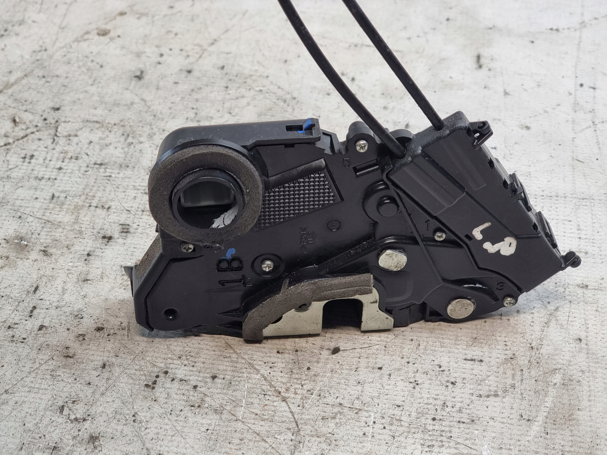 lock door left front TOYOTA PRIUS II 08r