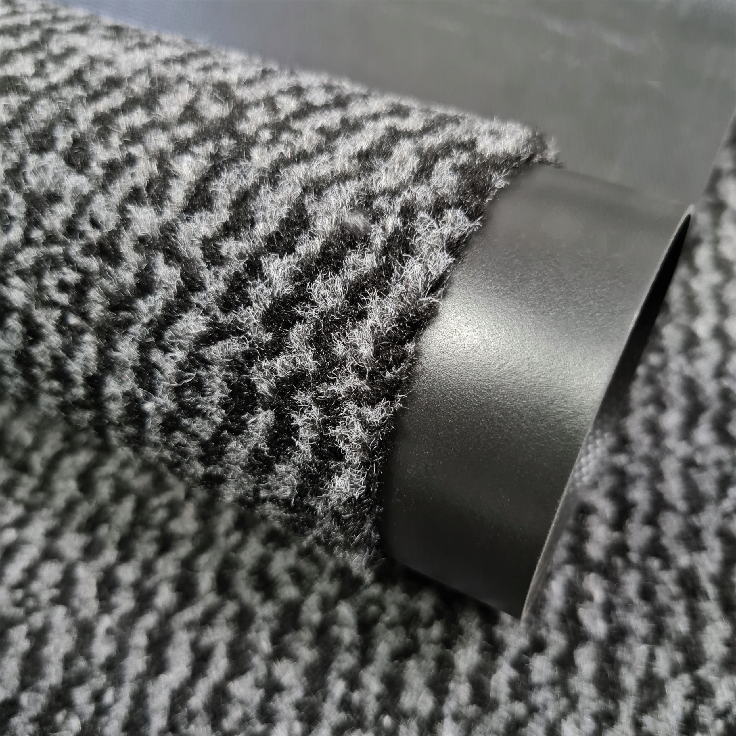 PROFESJONALNA WYCIERACZKA WEJŚCIOWA WEWNĘTRZNA ZEWNĘTRZNA CHŁONNA 80x120 Marka Nestor