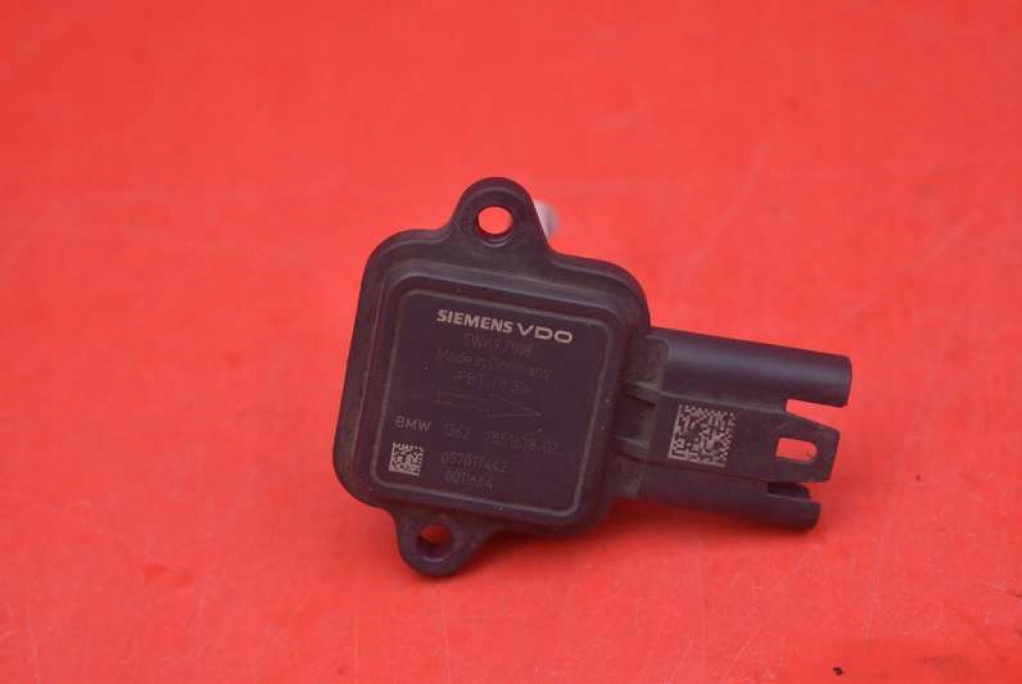 flow meter 7551638 BMW E90 E91 3.0xi 218 KM 04-10