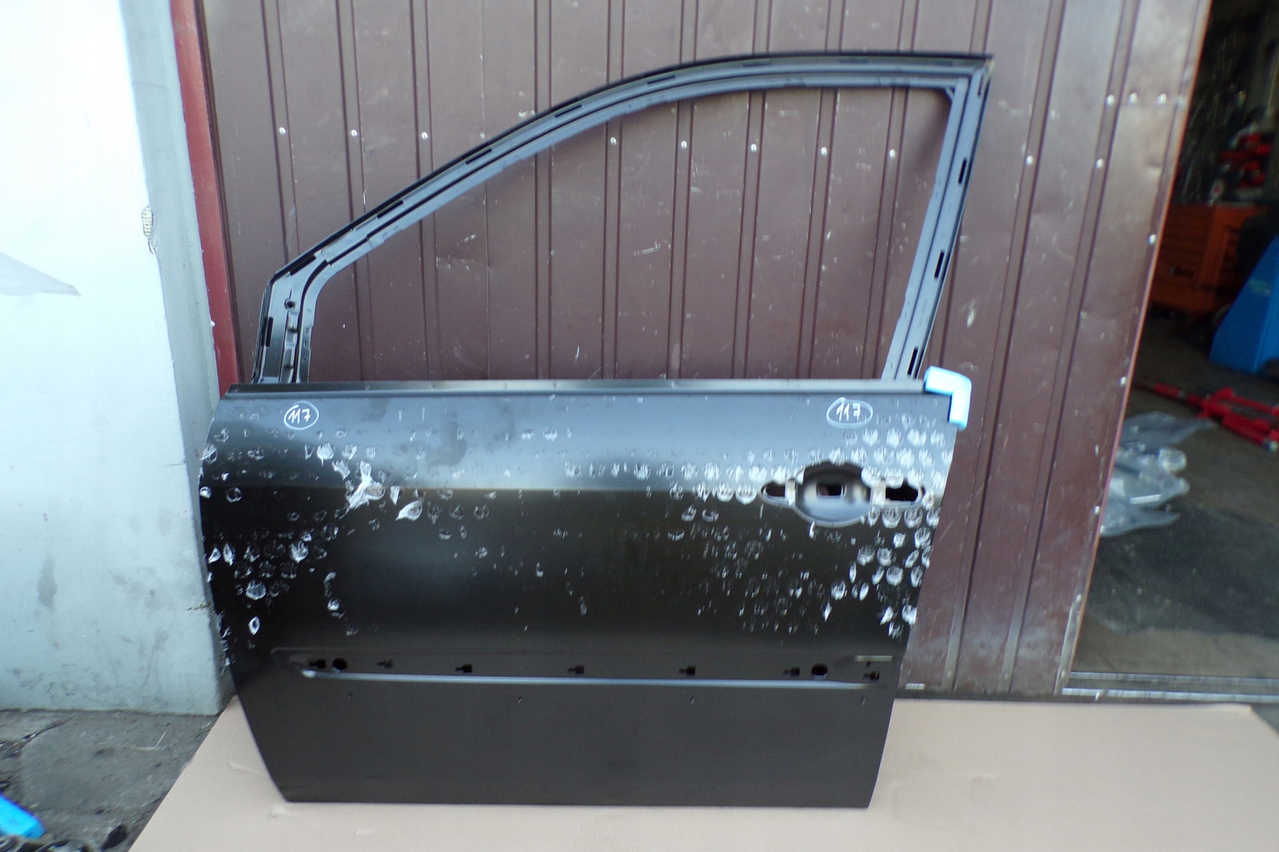 Рено меган передняя дверь левая. Дверные обшивки рено клио 2. Дверные обшивки рено клио 2. Обшивки дверей сценик 2. Обшивка дверей рено сценик 2.