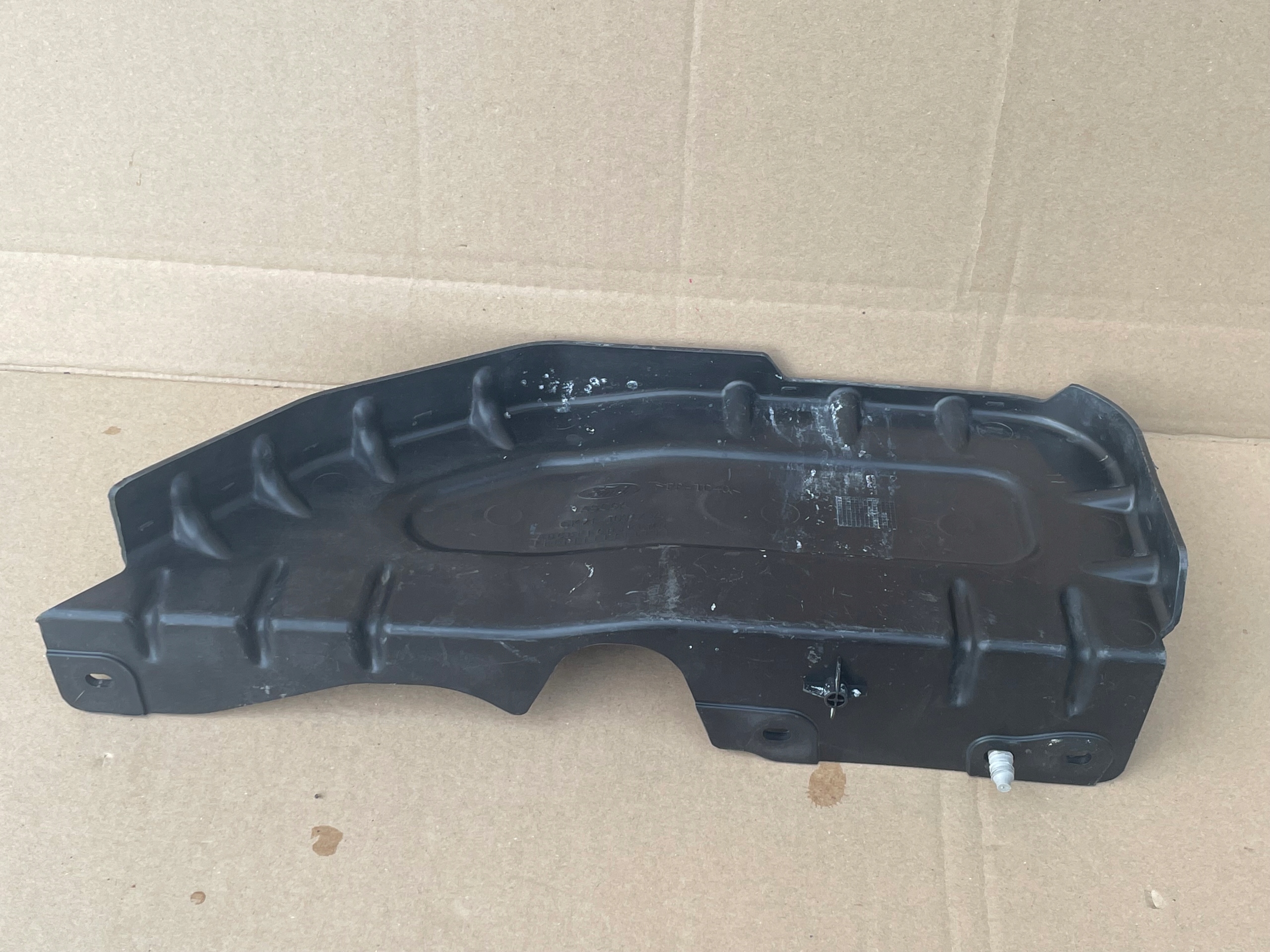 FORD CUSTOM MK8 ПРАВАЯ КРЫШКА ЛОНЖЕРОНА ПЕРЕДНЯЯ