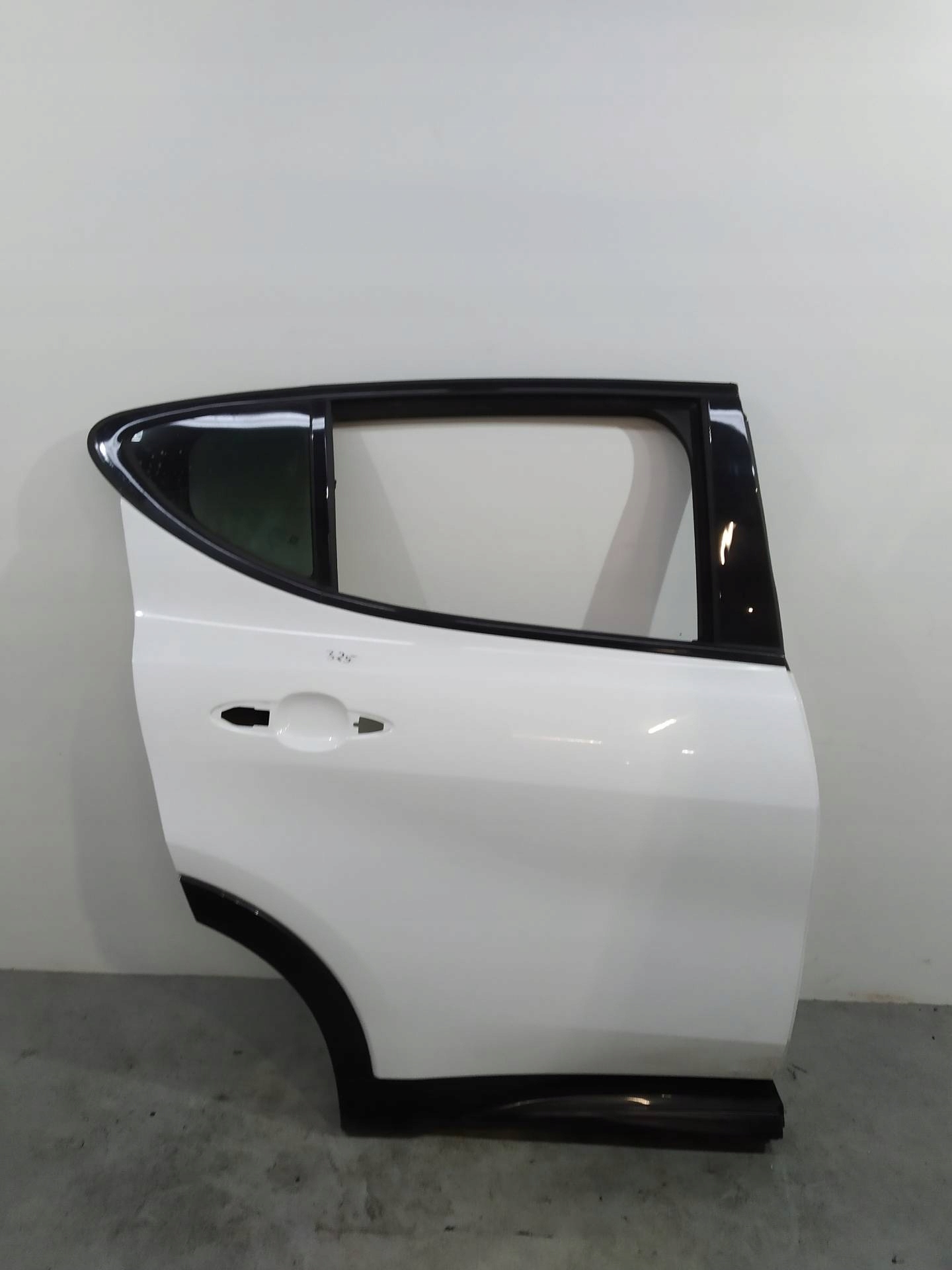 Tür rechts heck BIALE Alfa Romeo Tonale und ( (2022- )