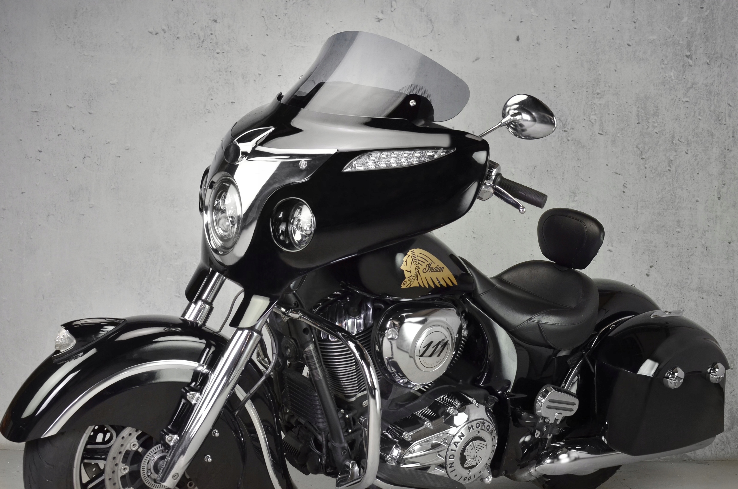 Loster motocyklové sklo pre Indian Chieftain 1900 14-19r. 5MM