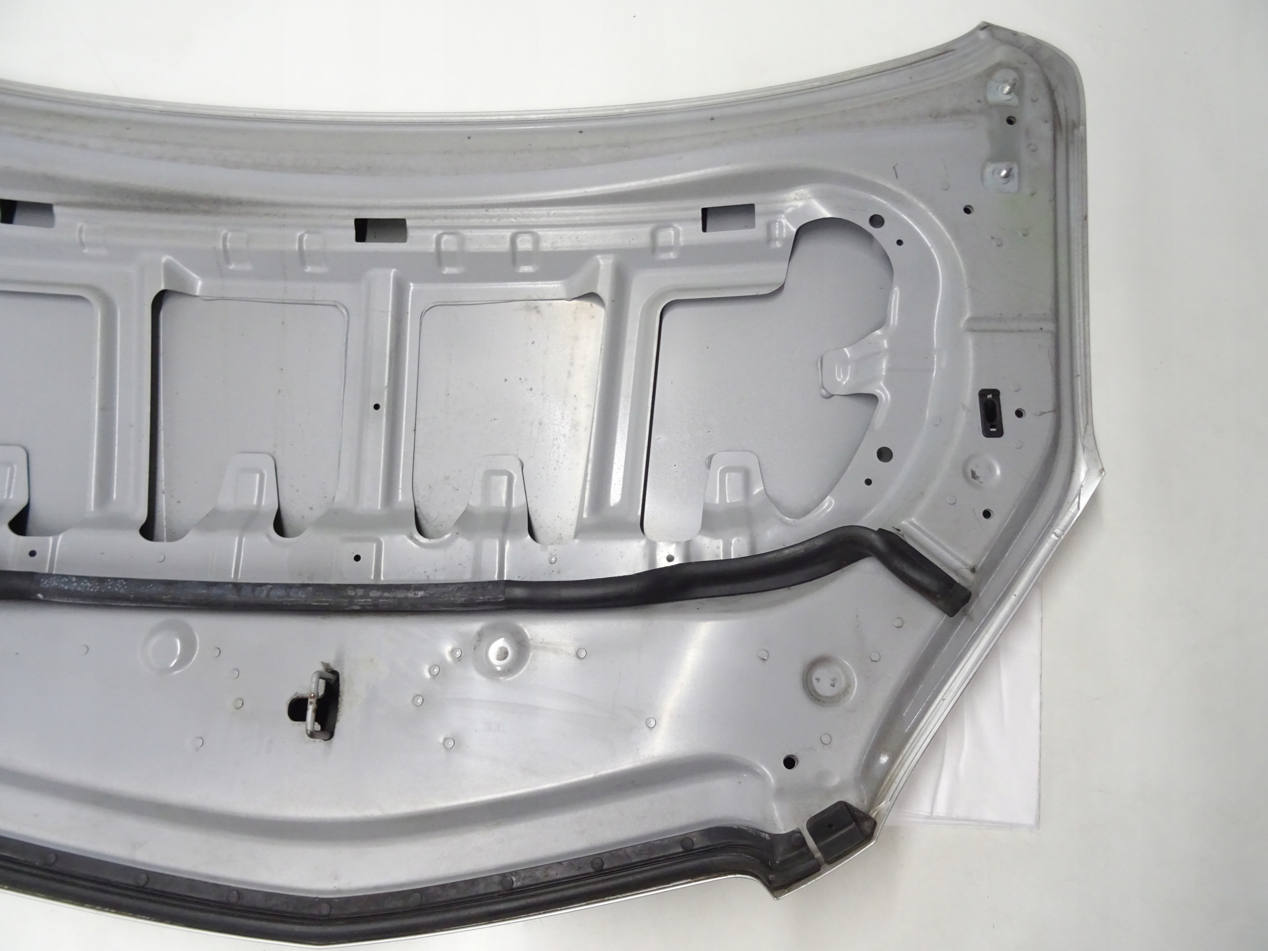 opel MOKKA a Z176 капот перед