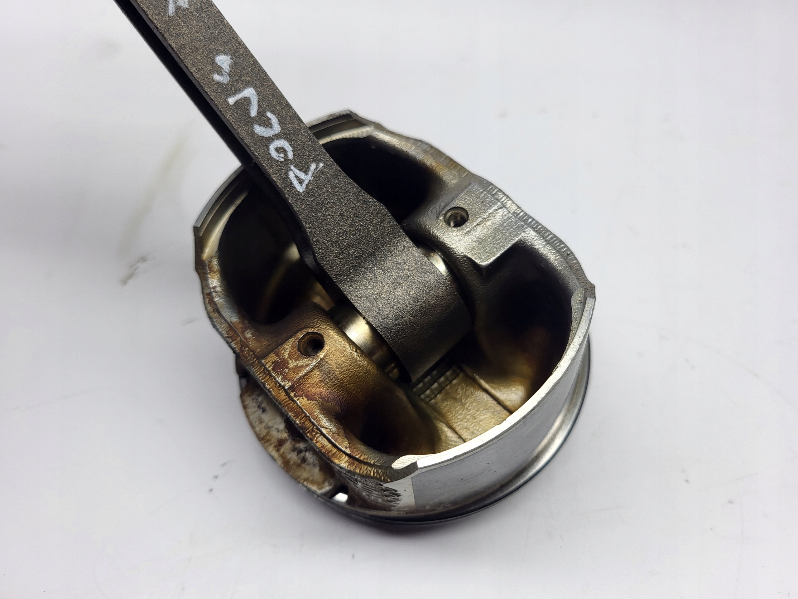 FORD FOCUS MK2 C-MAX 1.8 16V piston connecting rod