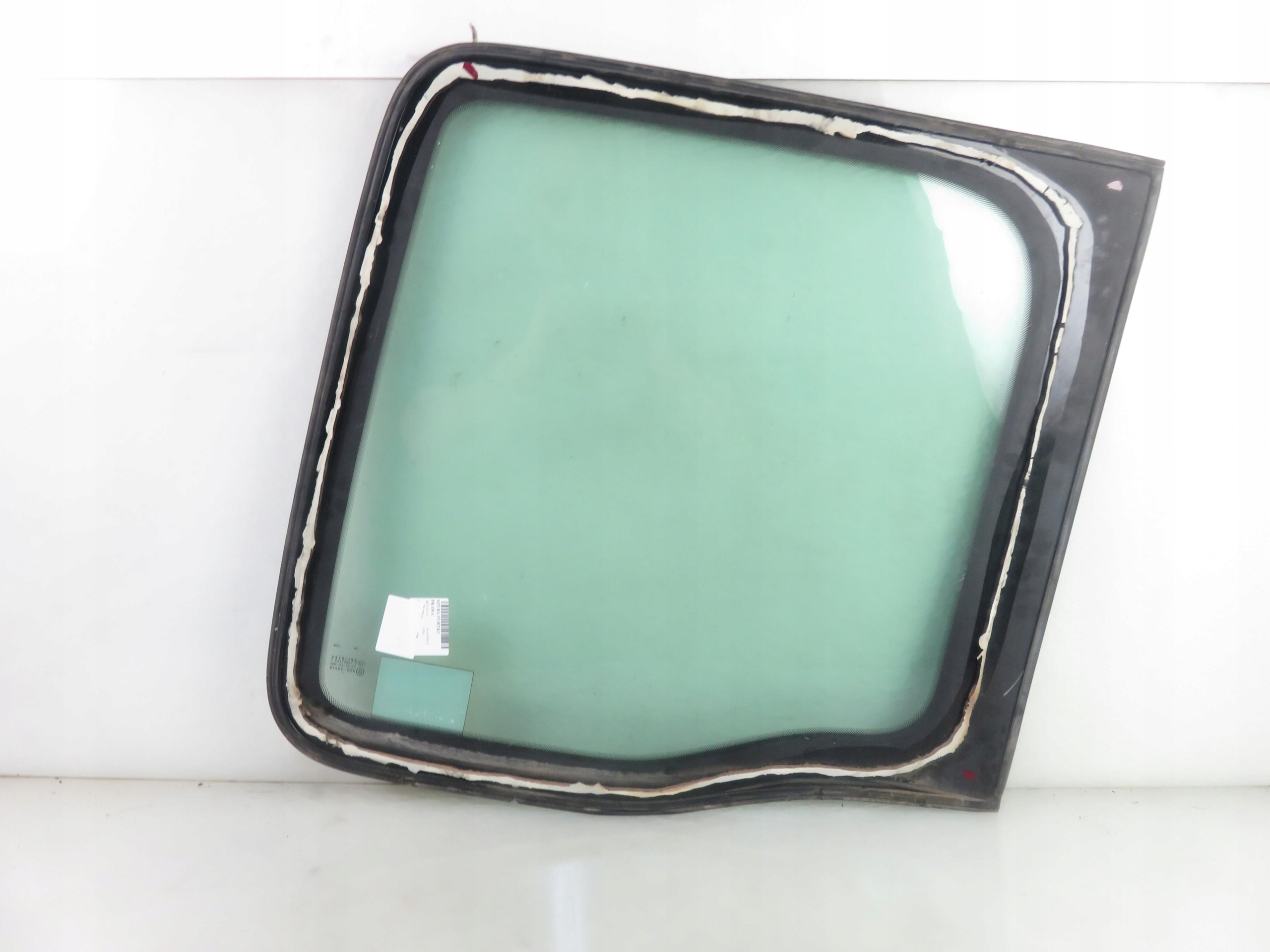 SZYBA PRAWA TYLNA RENAULT MASTER II Producent części Renault OE